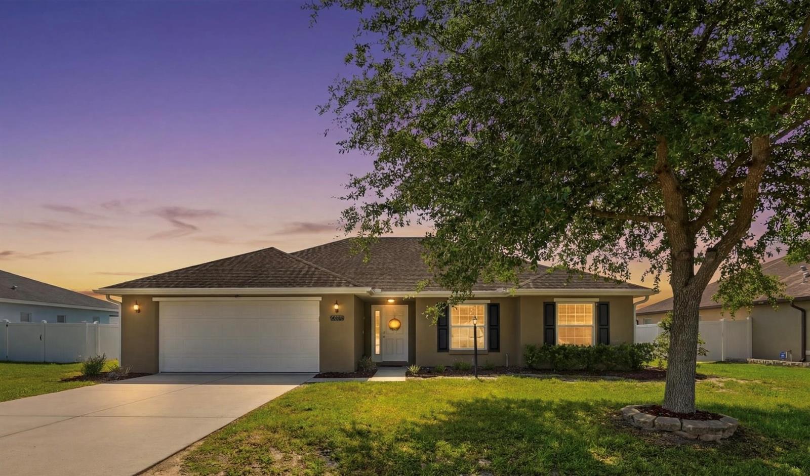 Single Family Residence in OCALA, FL - Daniel Dourado