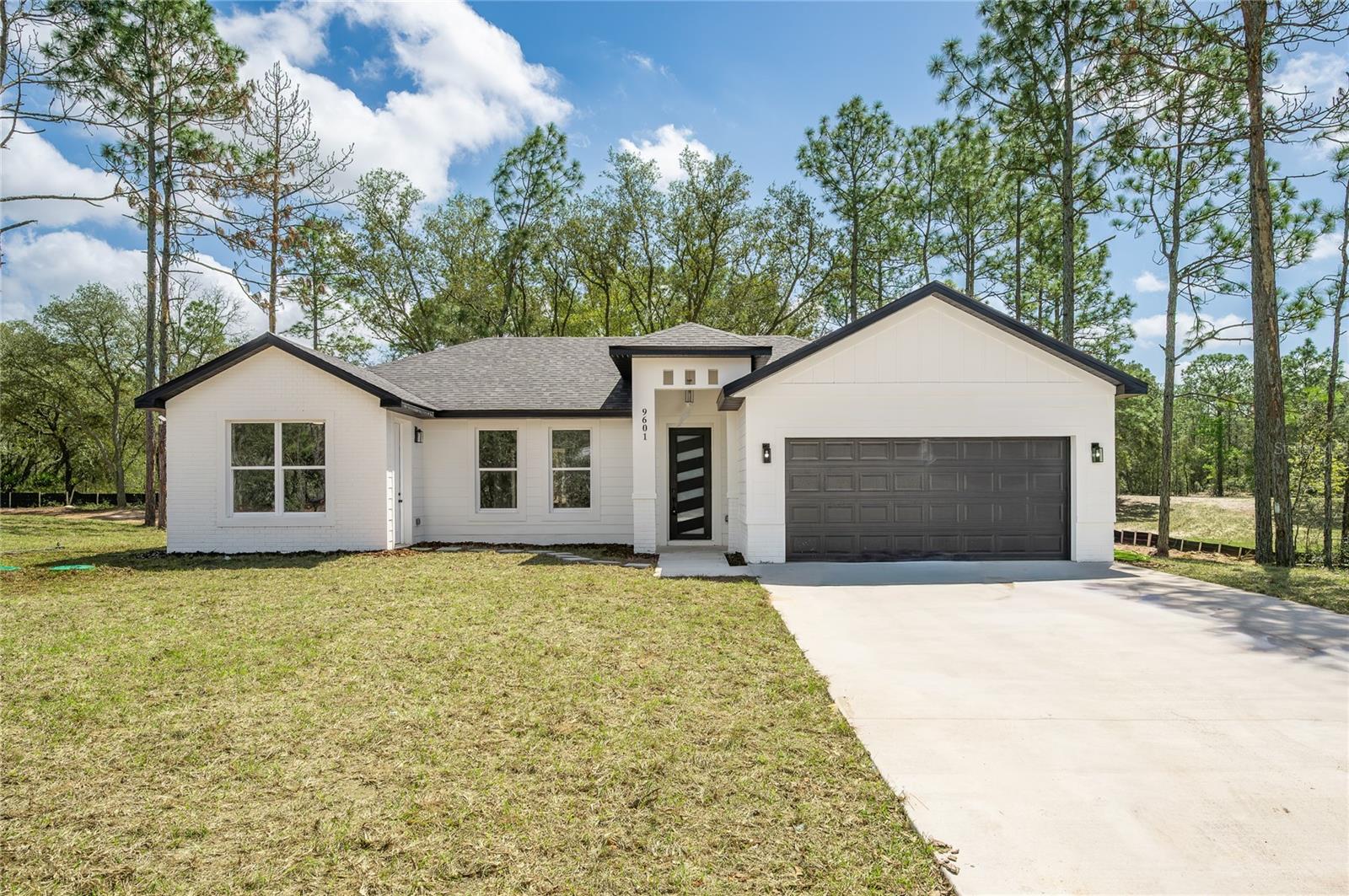 Single Family Residence em CITRUS SPRINGS, FL - Daniel Dourado