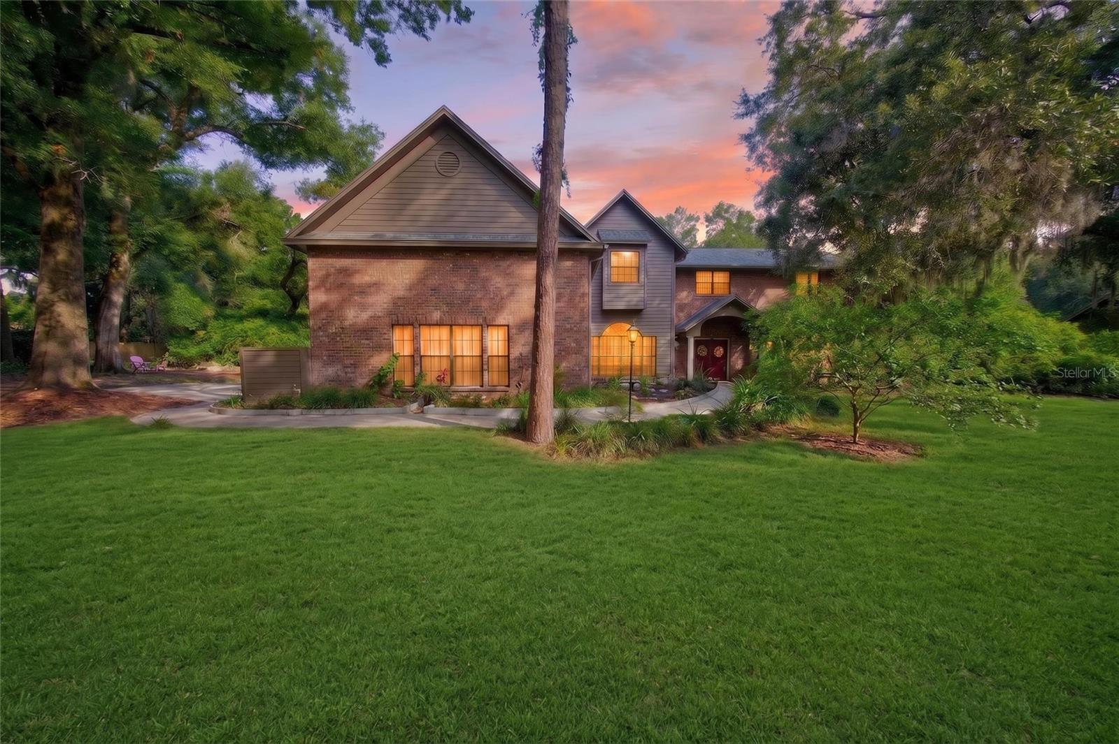 Single Family Residence em BRANDON, FL - Daniel Dourado