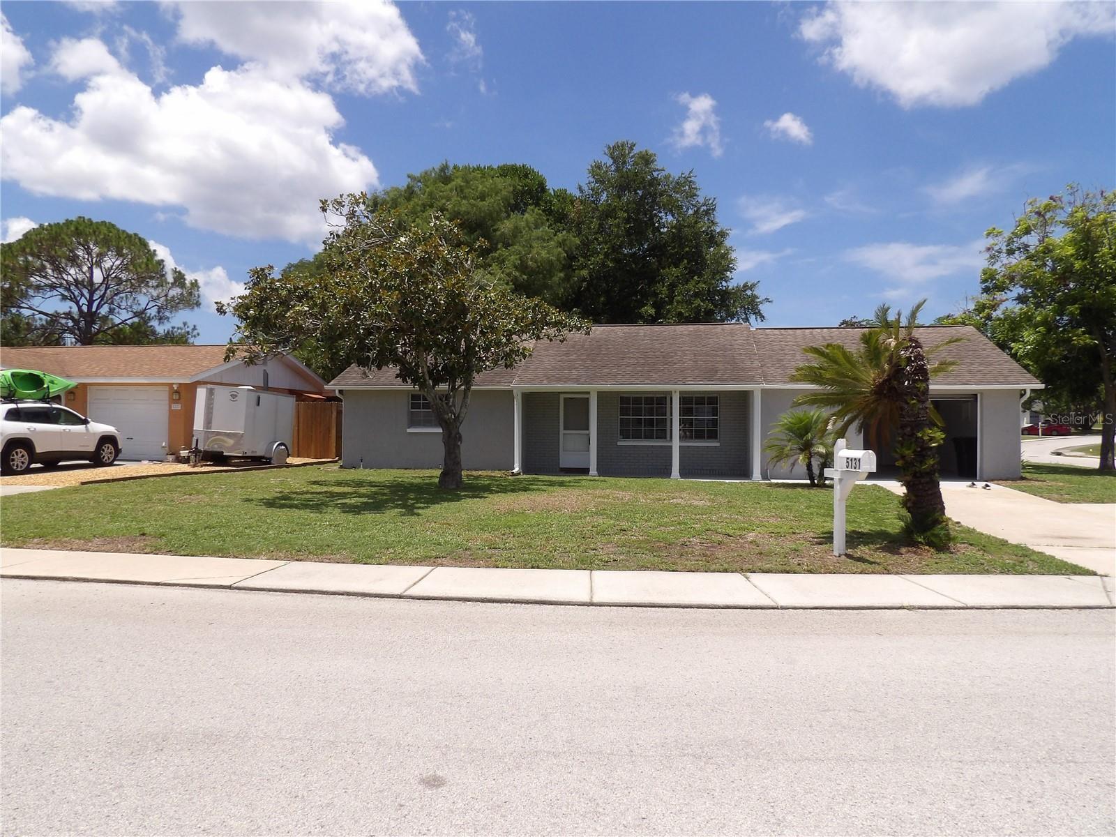 Single Family Residence em NEW PORT RICHEY, FL - Daniel Dourado