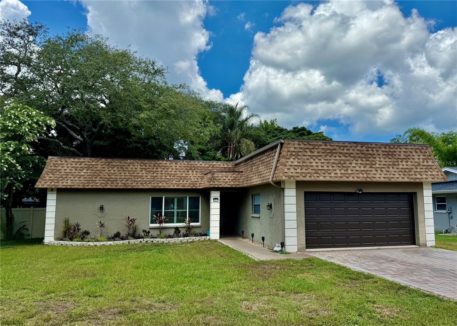 Single Family Residence em PALM HARBOR, FL - Daniel Dourado