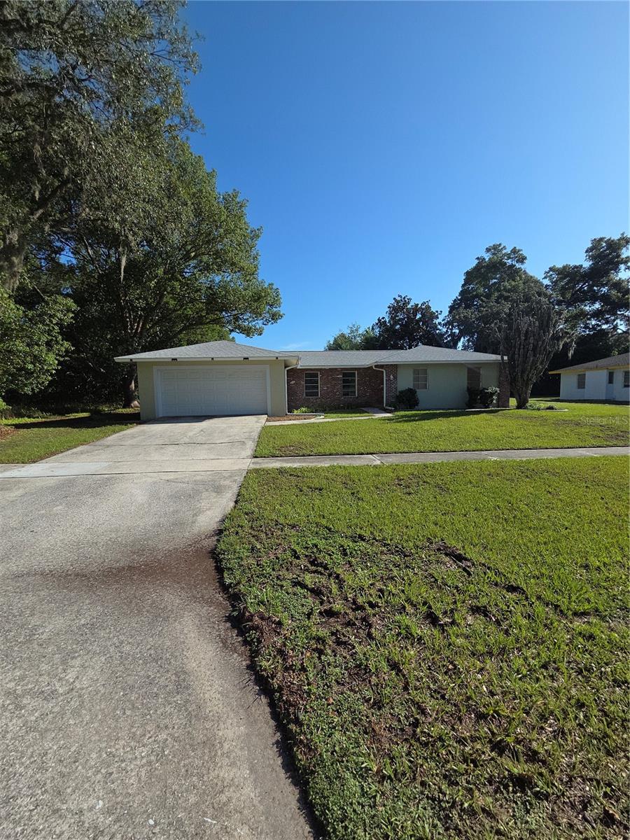 Single Family Residence em CITRUS SPRINGS, FL - Daniel Dourado