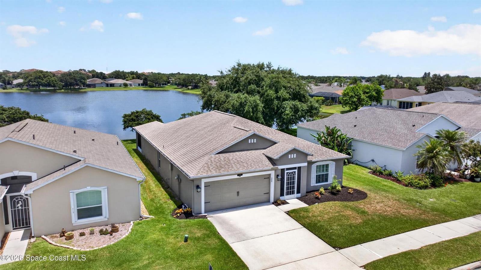 Single Family Residence in MELBOURNE, FL - Daniel Dourado
