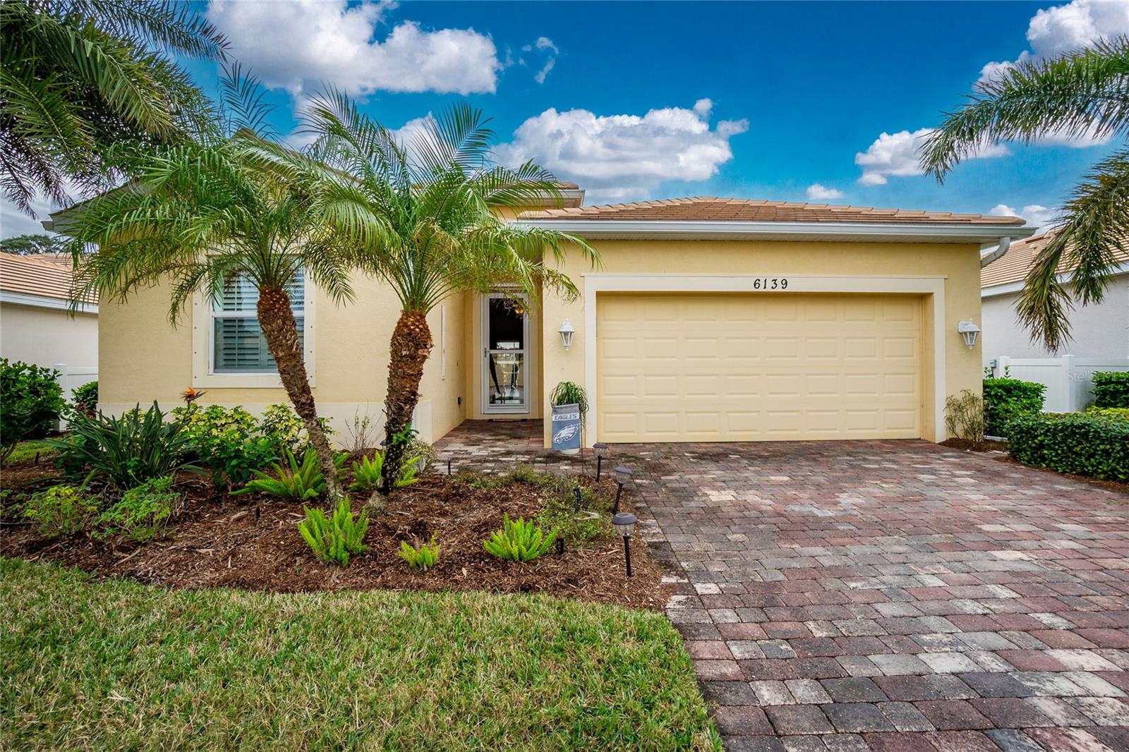 Single Family Residence in NORTH PORT, FL - Daniel Dourado