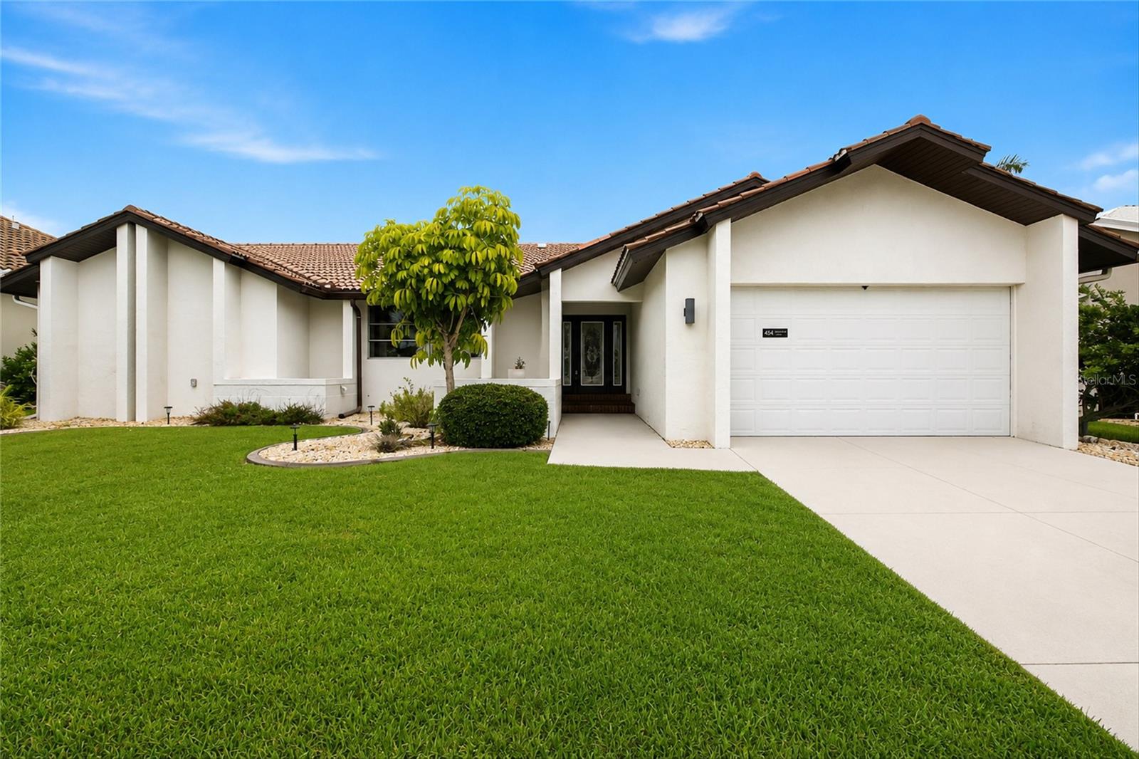 Single Family Residence em PUNTA GORDA, FL - Daniel Dourado