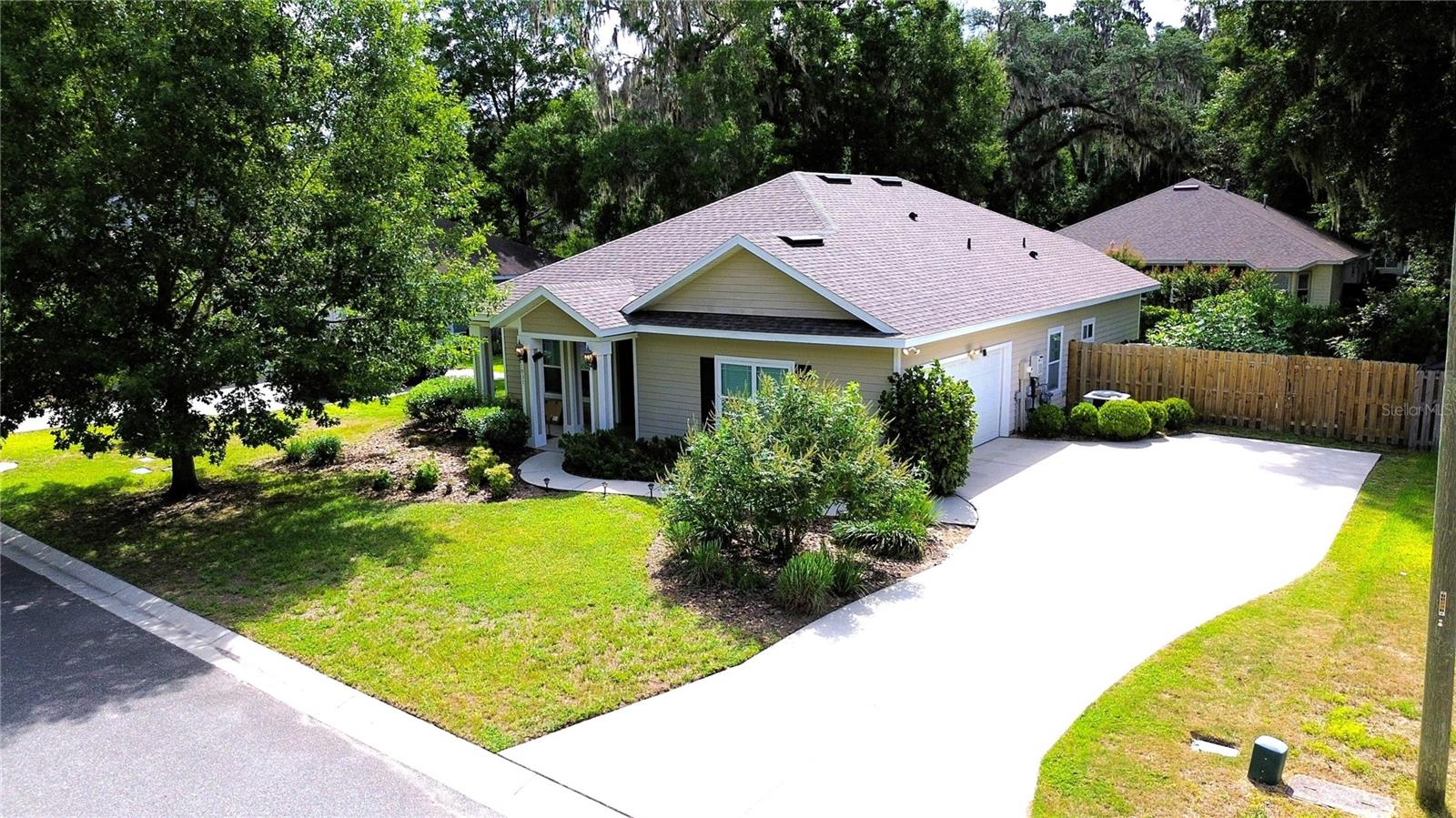 Single Family Residence em GAINESVILLE, FL - Daniel Dourado