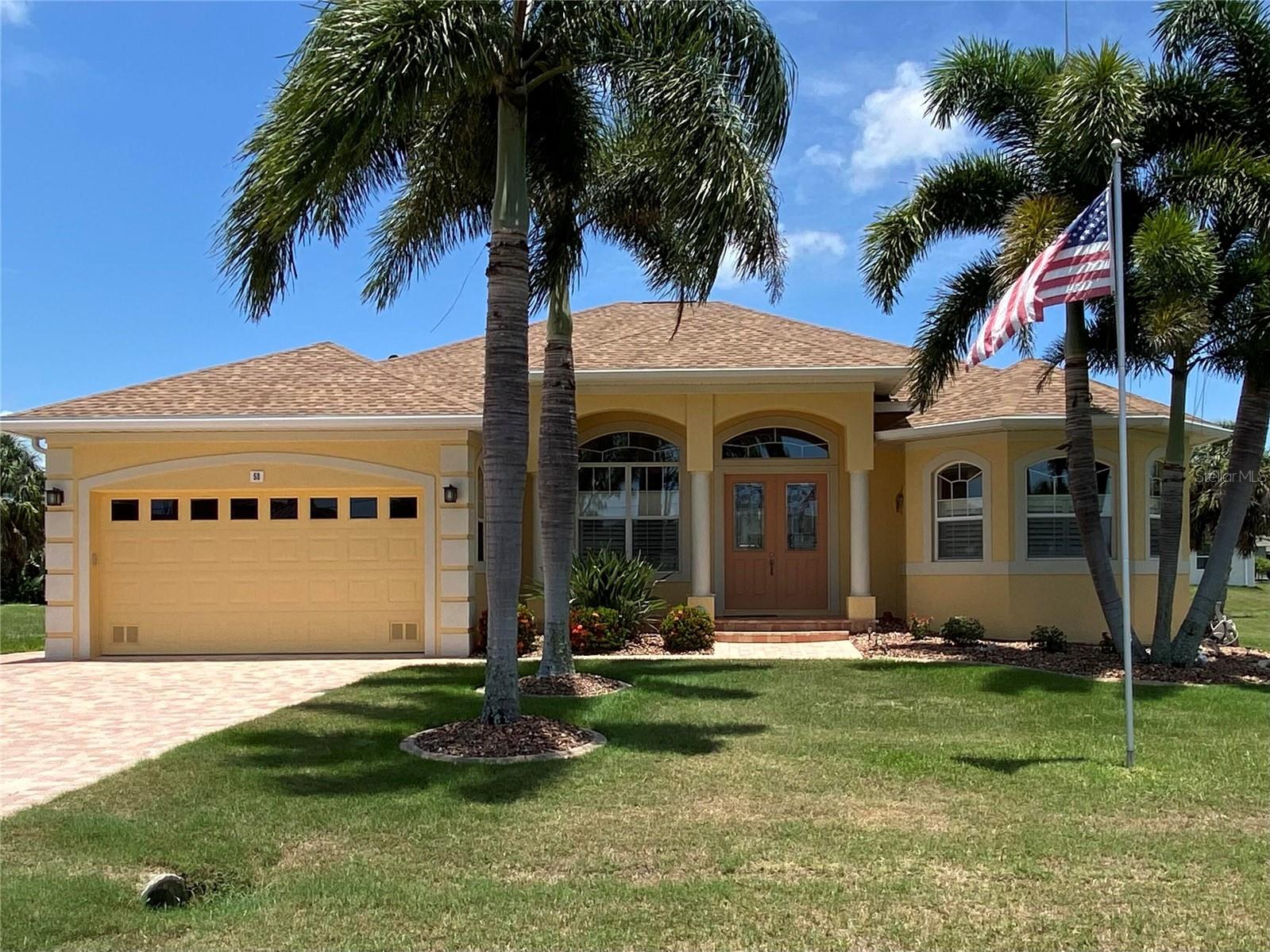 Single Family Residence em ROTONDA WEST, FL - Daniel Dourado
