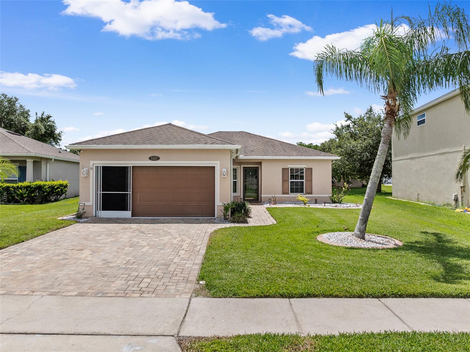 Single Family Residence em PORT ORANGE, FL - Daniel Dourado