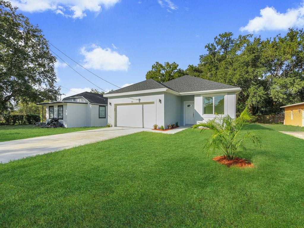 Single Family Residence in ORLANDO, FL - Daniel Dourado