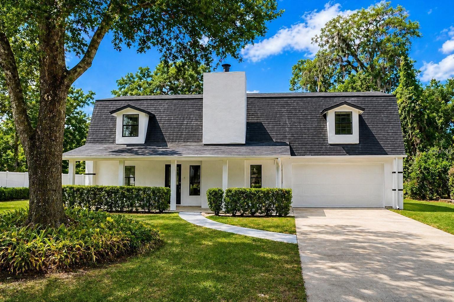 Single Family Residence in ORLANDO, FL - Daniel Dourado