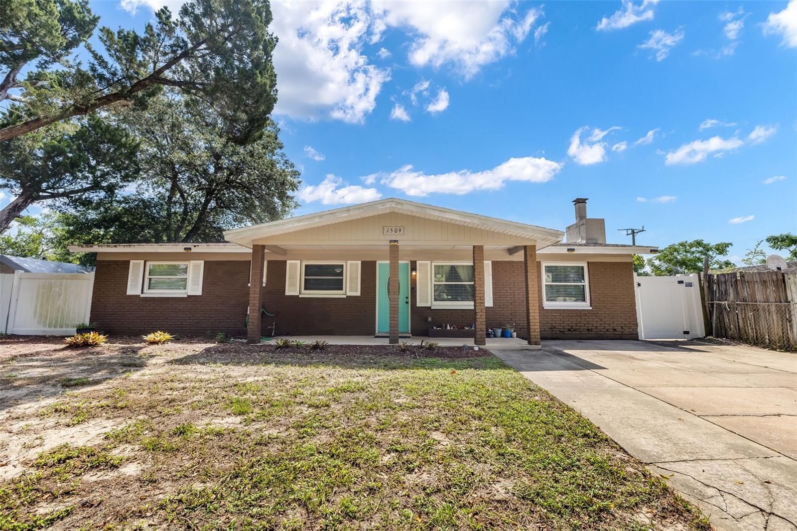 Single Family Residence em DAYTONA BEACH, FL - Daniel Dourado