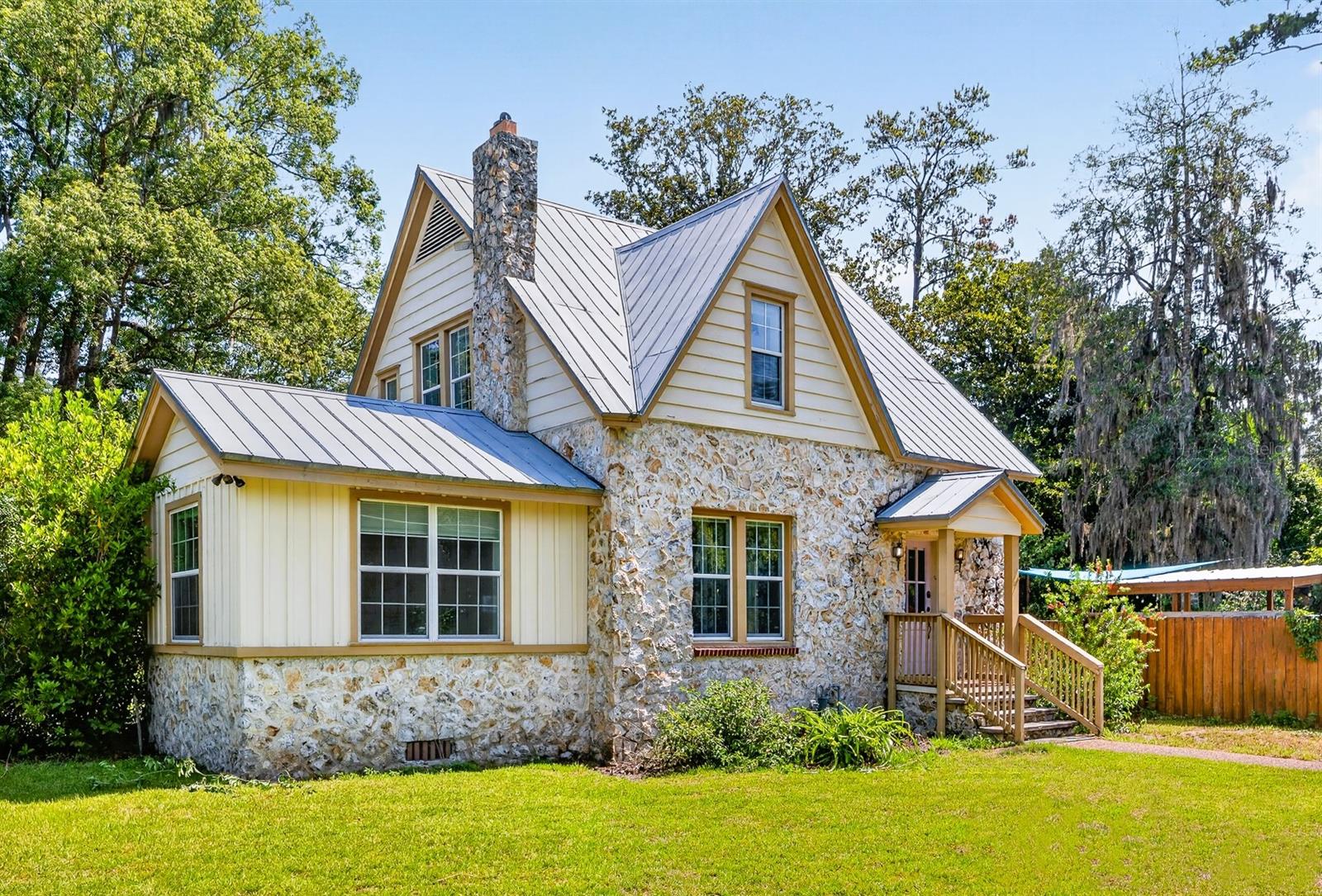 Single Family Residence em GAINESVILLE, FL - Daniel Dourado