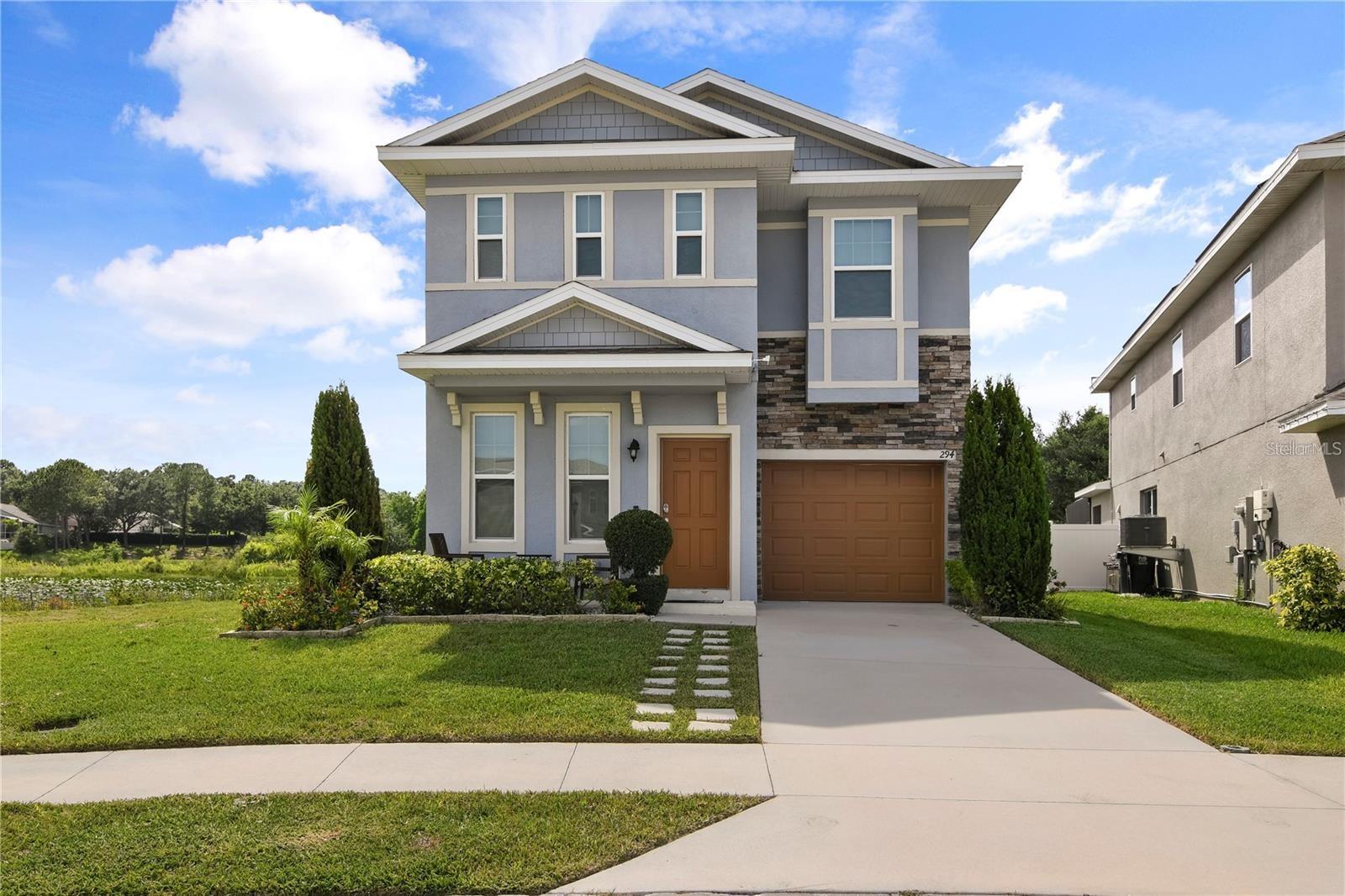 Single Family Residence in DAVENPORT, FL - Daniel Dourado