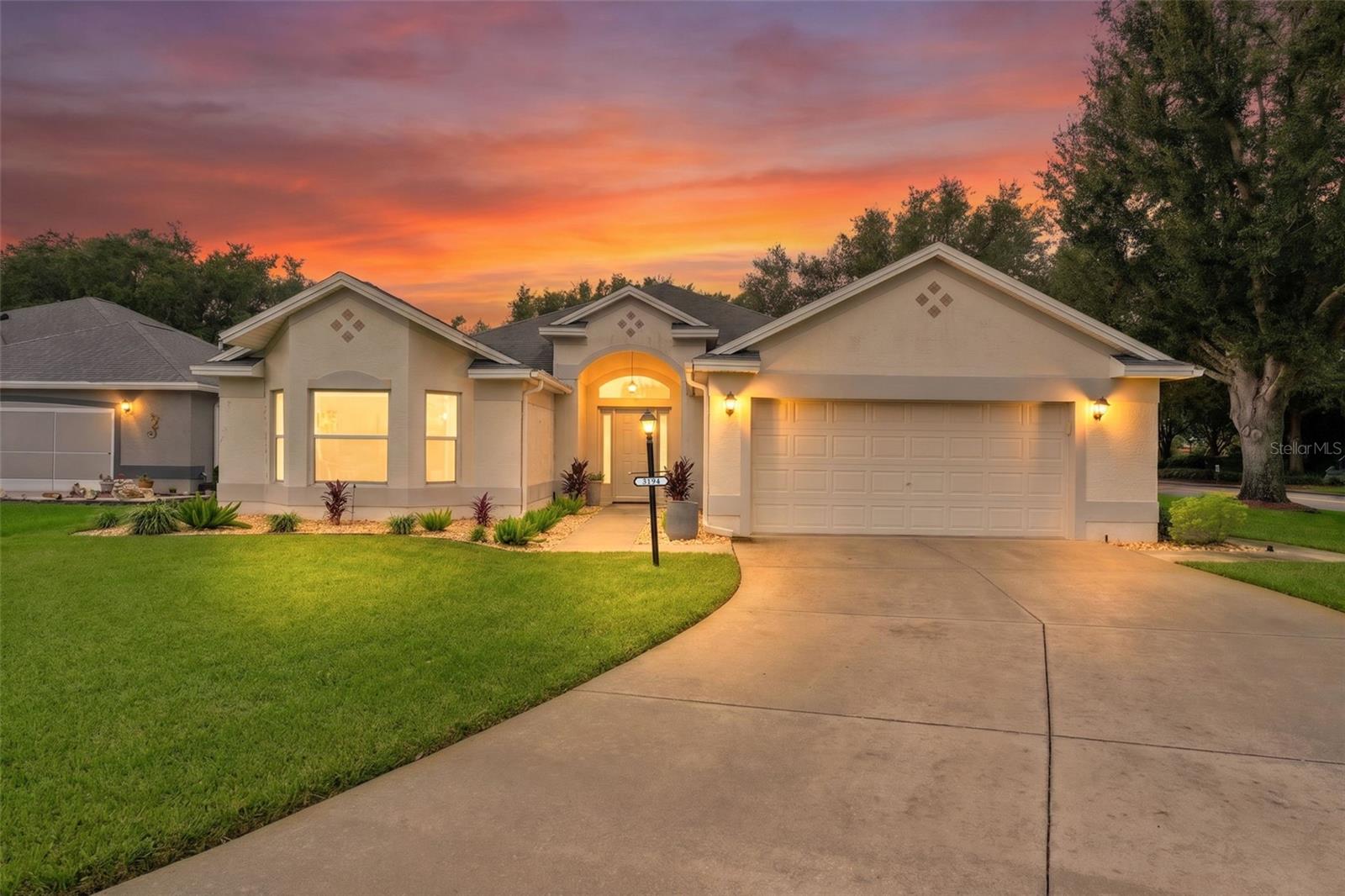 Single Family Residence in THE VILLAGES, FL - Daniel Dourado
