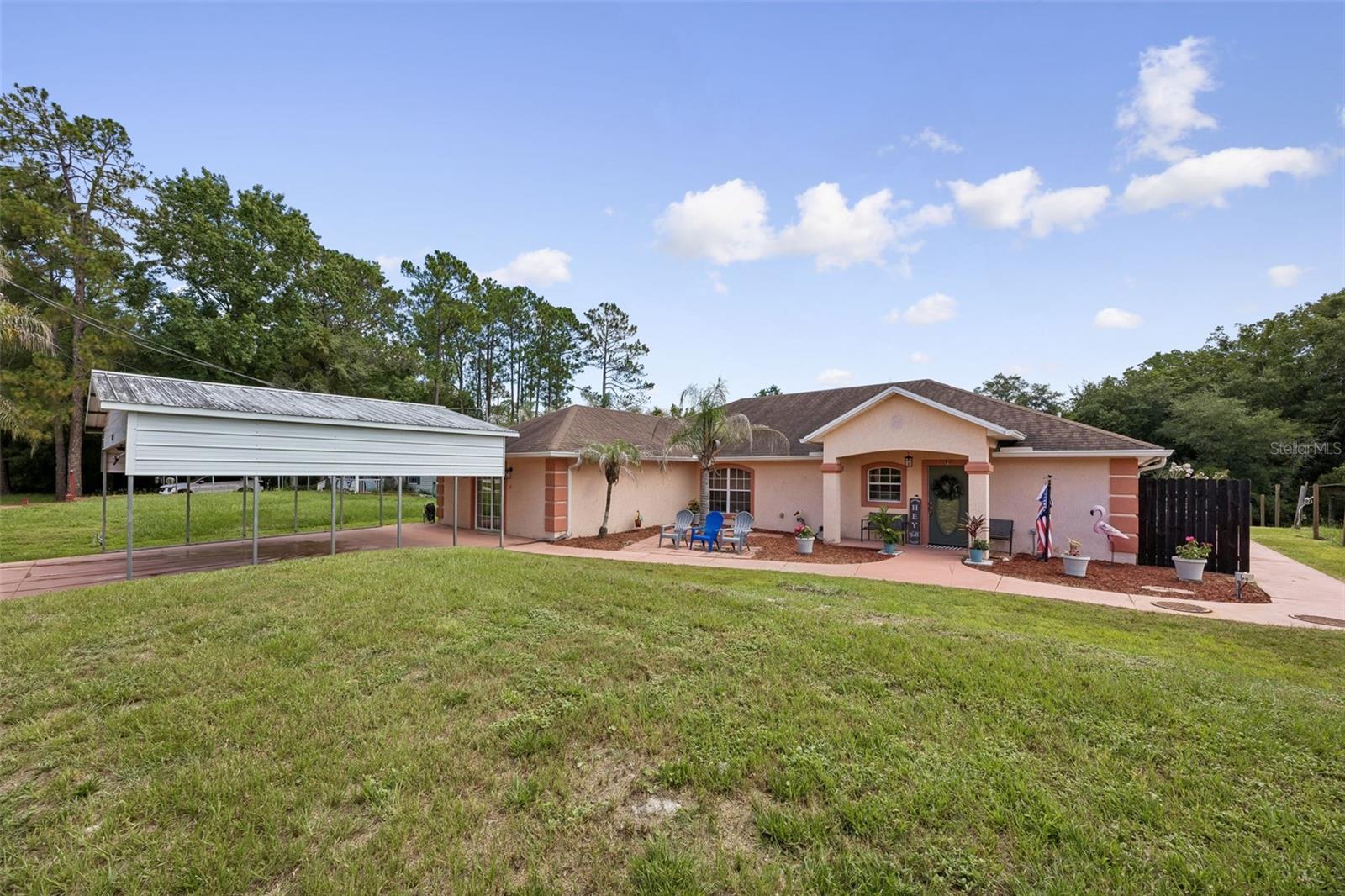 Single Family Residence em PALATKA, FL - Daniel Dourado