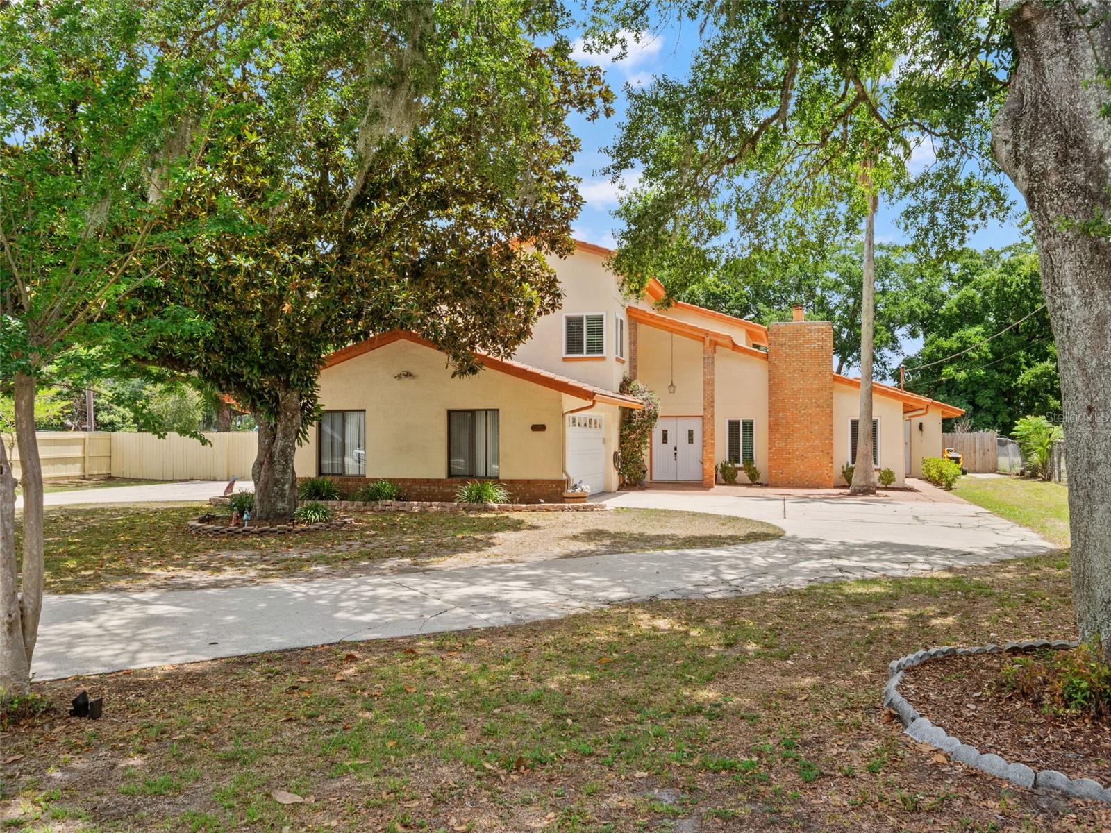 Single Family Residence em ALTAMONTE SPRINGS, FL - Daniel Dourado