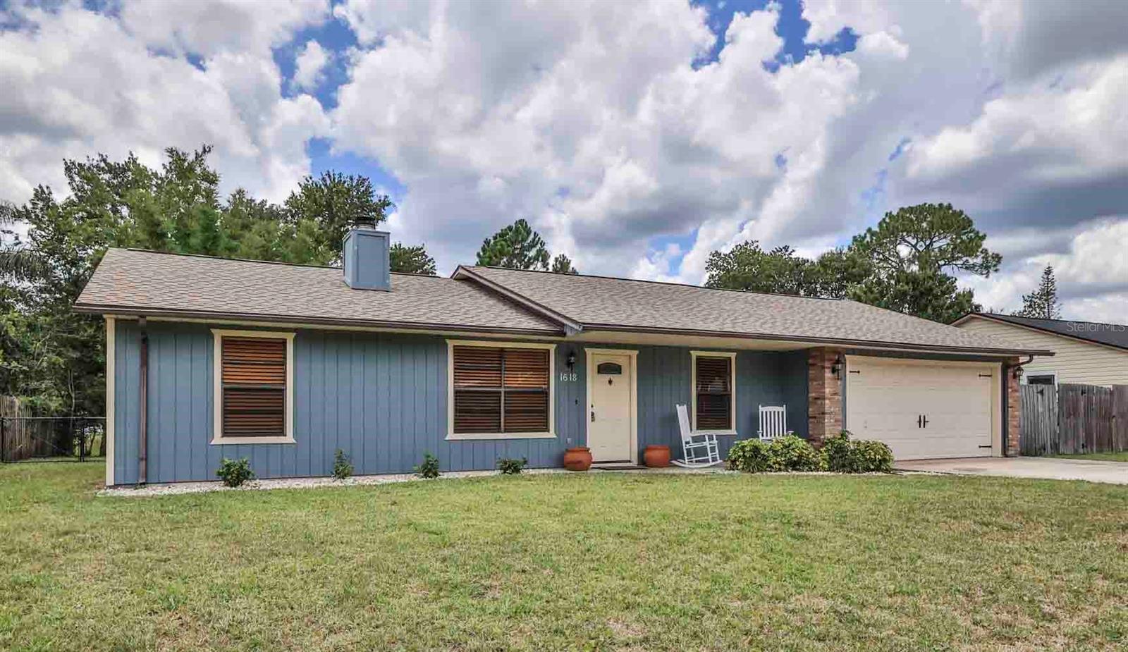 Single Family Residence em EDGEWATER, FL - Daniel Dourado