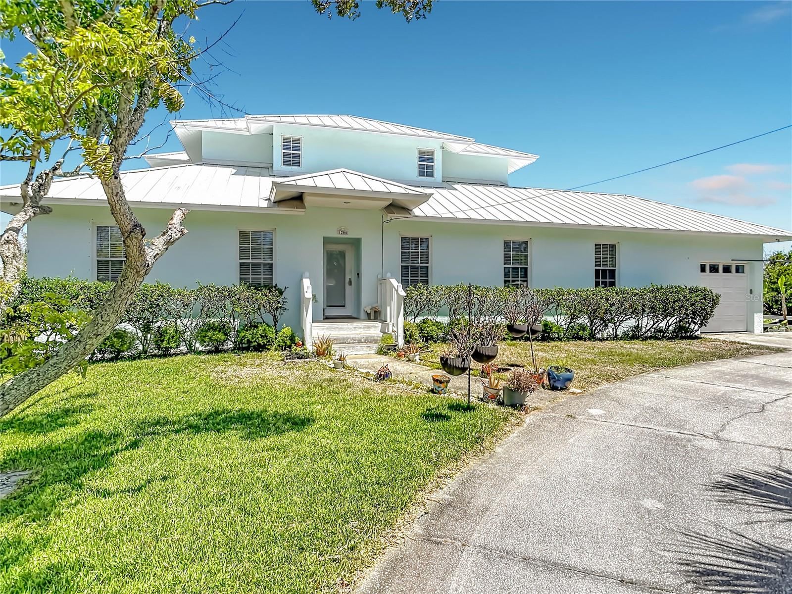 Single Family Residence em EDGEWATER, FL - Daniel Dourado
