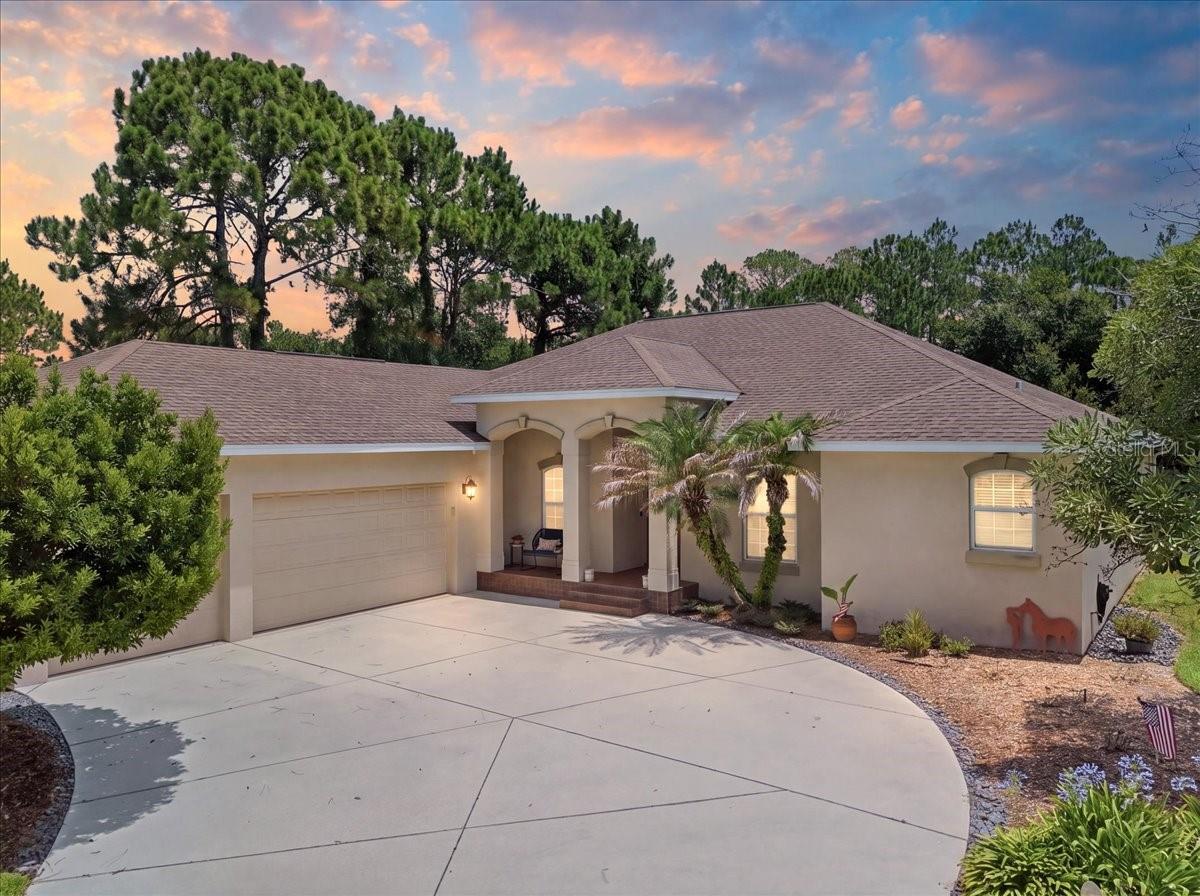Single Family Residence em MIMS, FL - Daniel Dourado