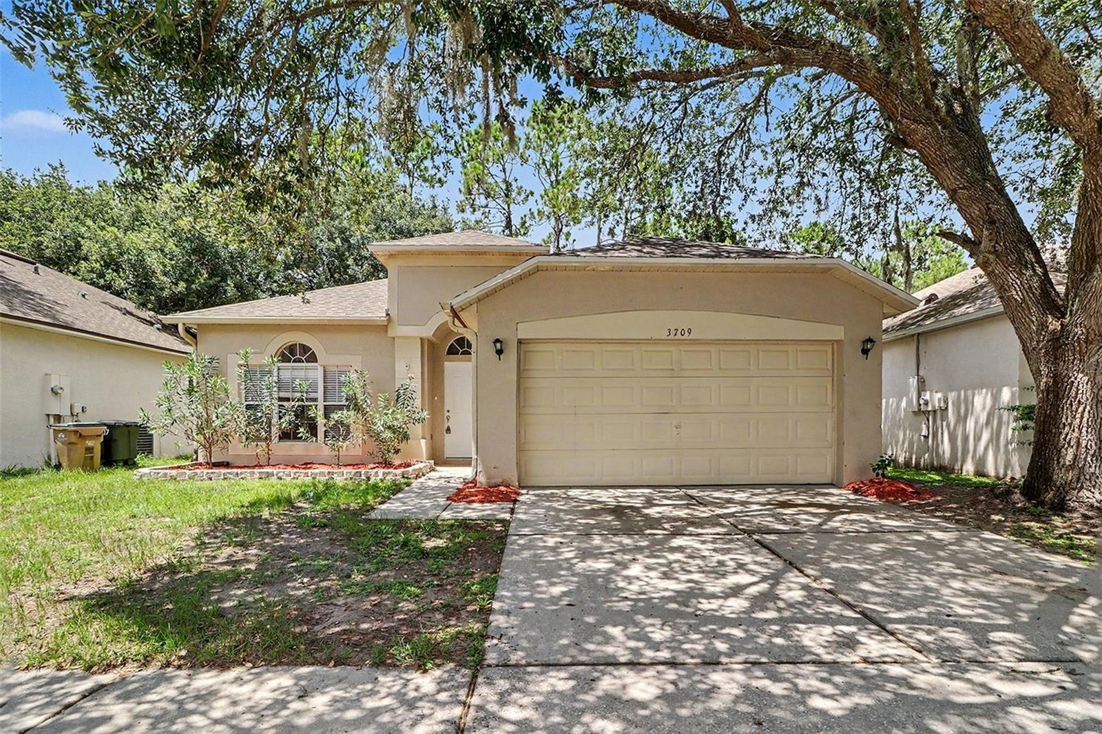 Single Family Residence em CLERMONT, FL - Daniel Dourado