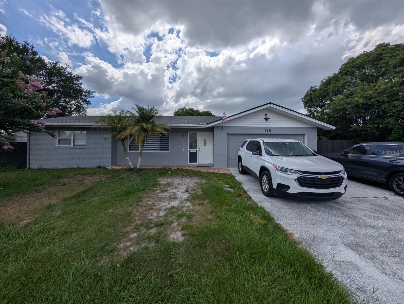 Single Family Residence in ORLANDO, FL - Daniel Dourado