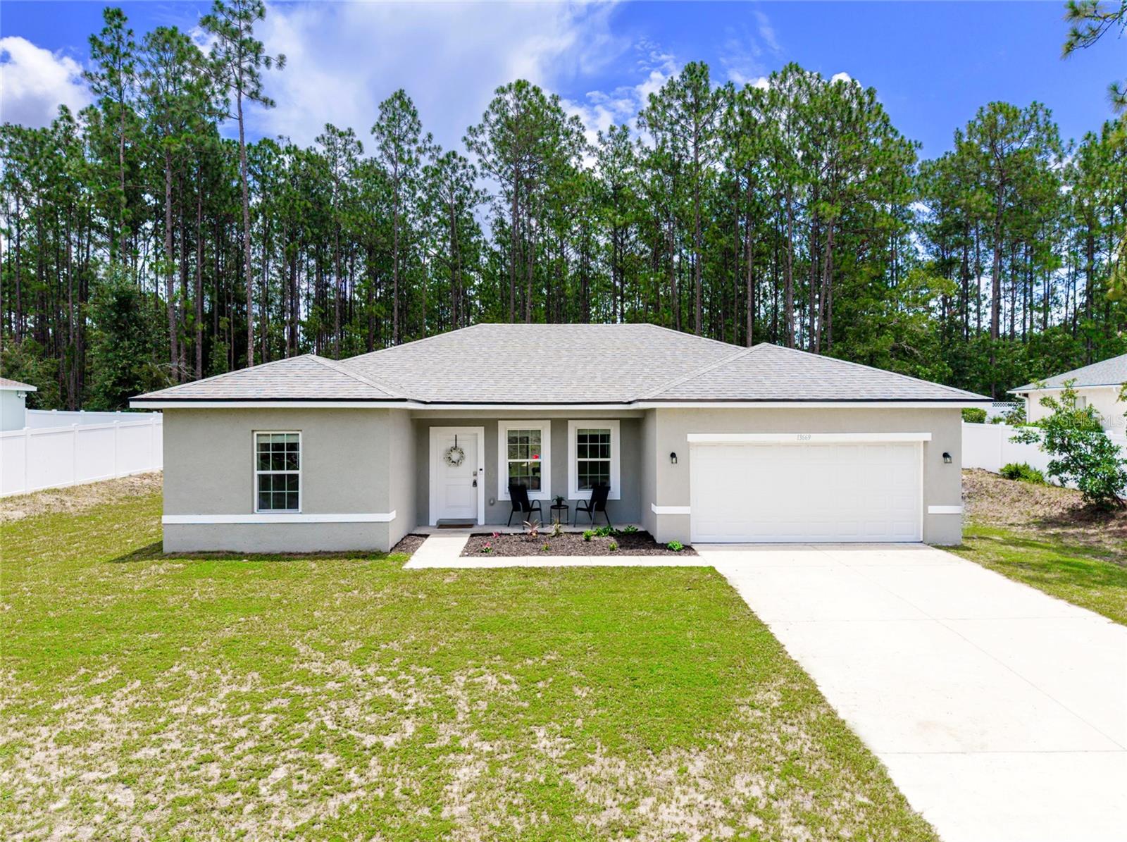 Single Family Residence in OCALA, FL - Daniel Dourado