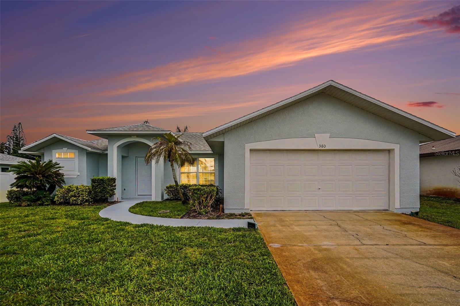 Single Family Residence em SATELLITE BEACH, FL - Daniel Dourado