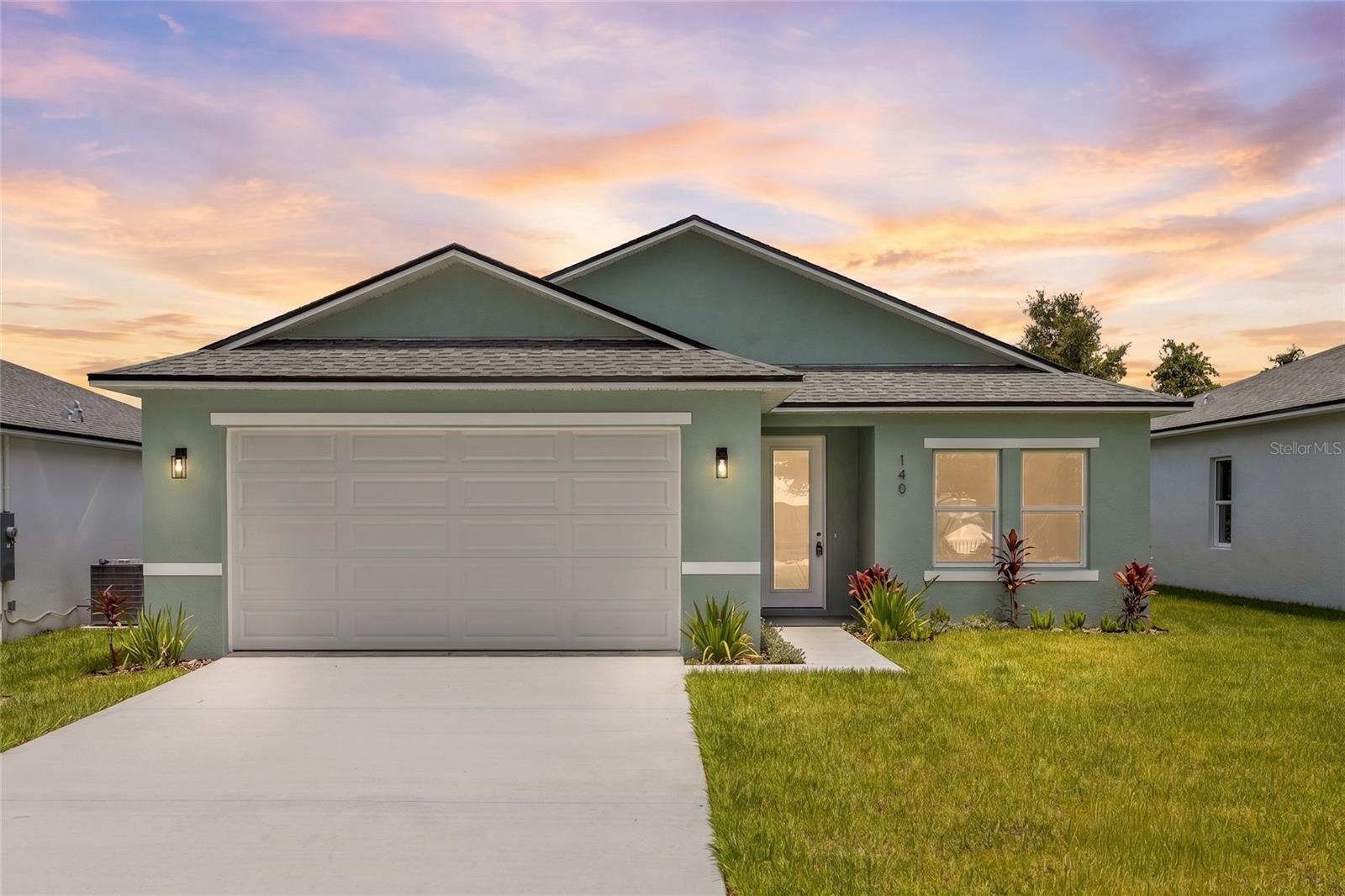 Single Family Residence em OSTEEN, FL - Daniel Dourado