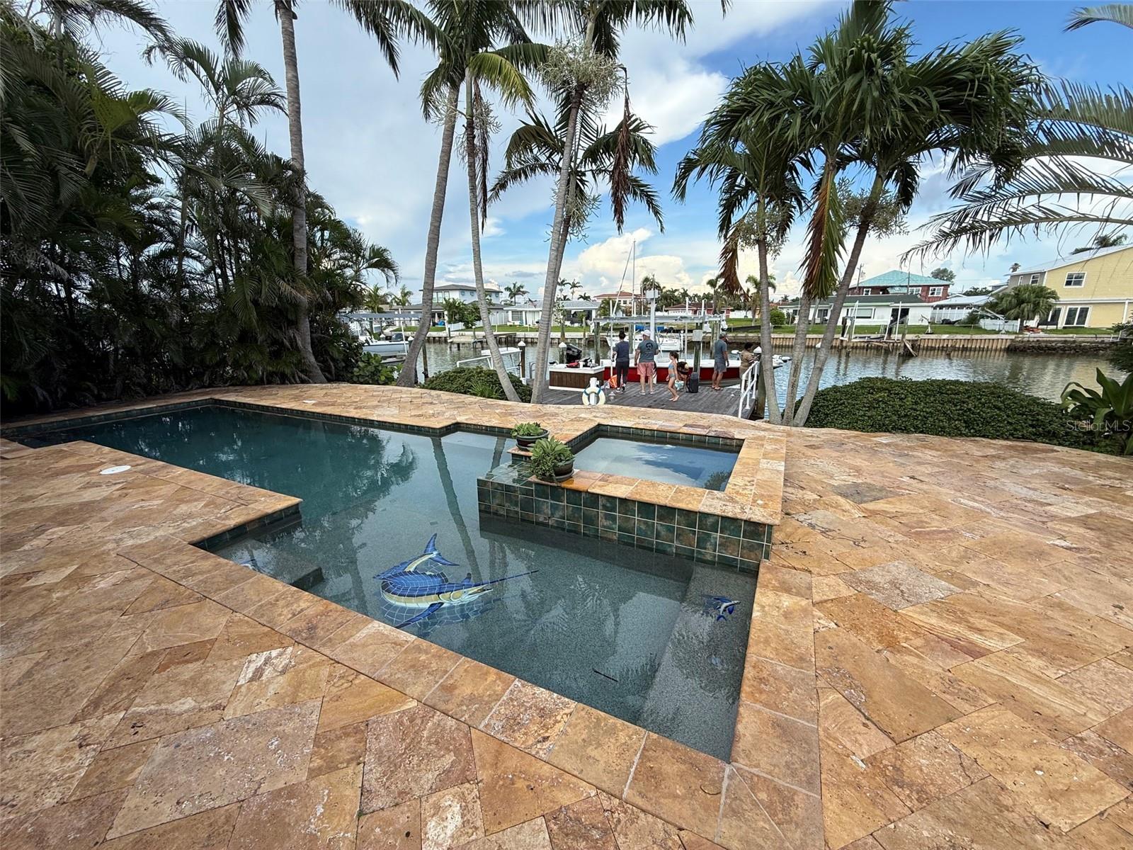 Single Family Residence em MADEIRA BEACH, FL - Daniel Dourado