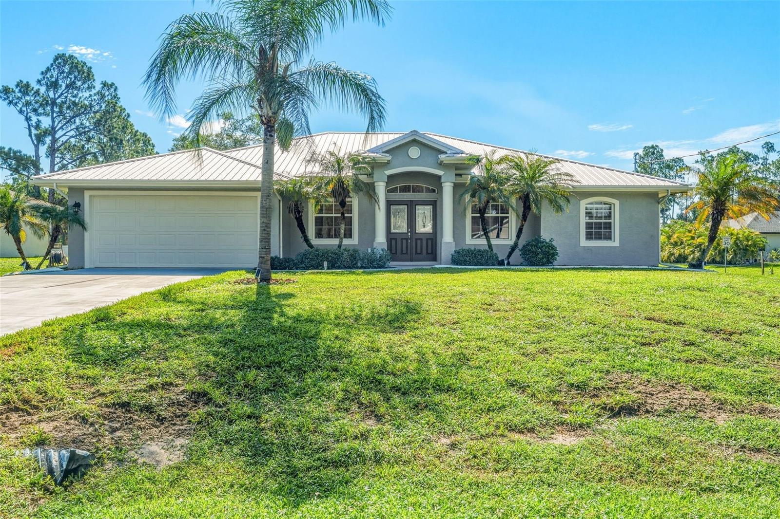 Single Family Residence em NORTH PORT, FL - Daniel Dourado