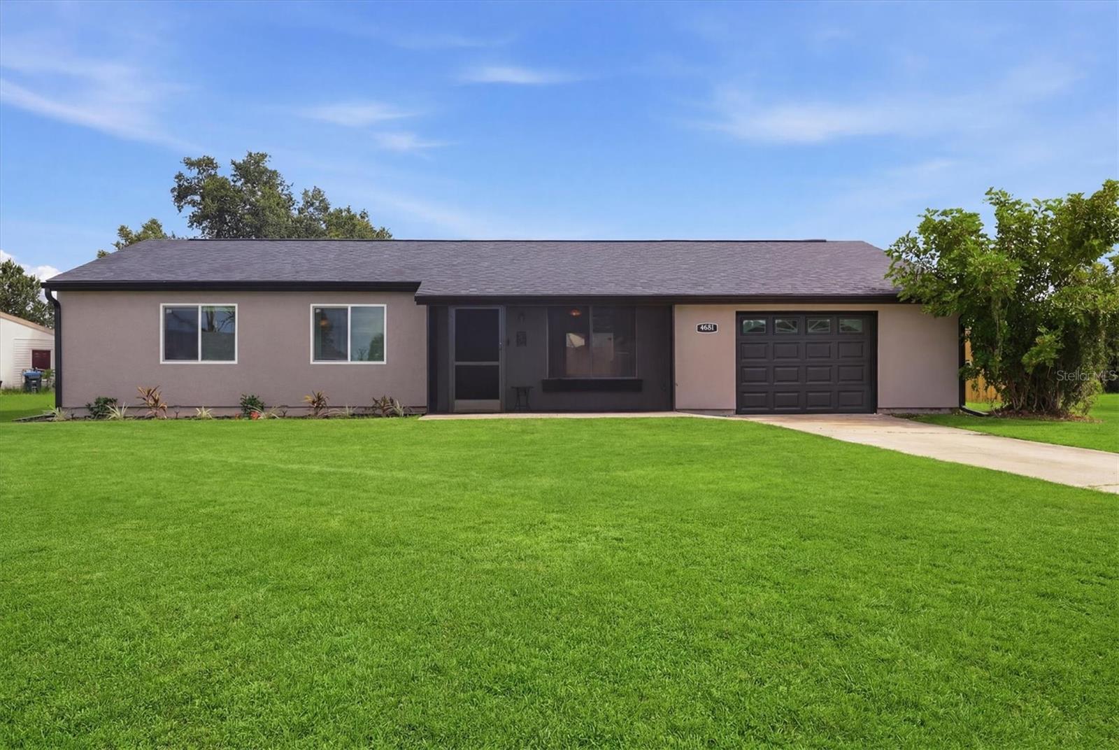 Single Family Residence em NORTH PORT, FL - Daniel Dourado