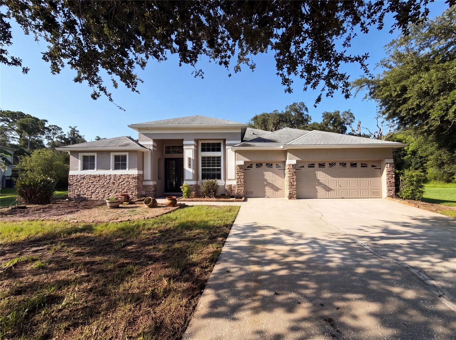 Single Family Residence em KISSIMMEE, FL - Daniel Dourado