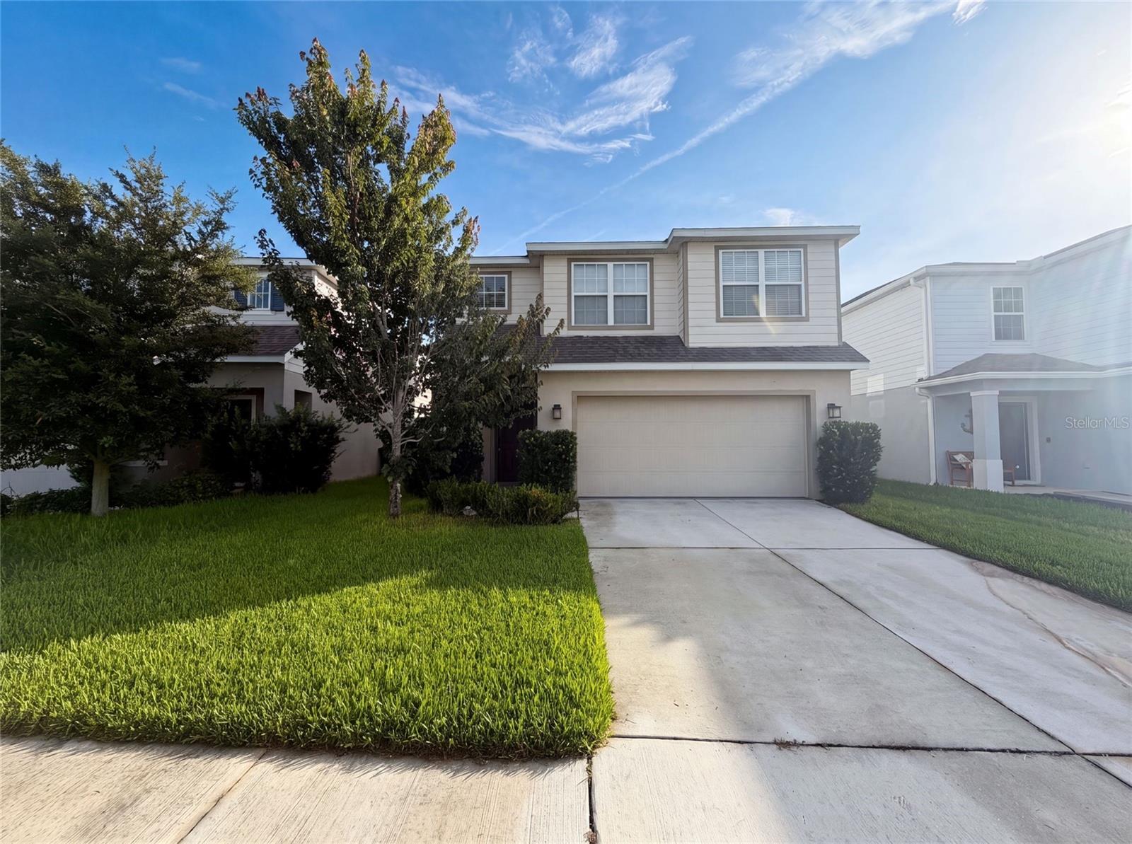 Single Family Residence in LAND O LAKES, FL - Daniel Dourado