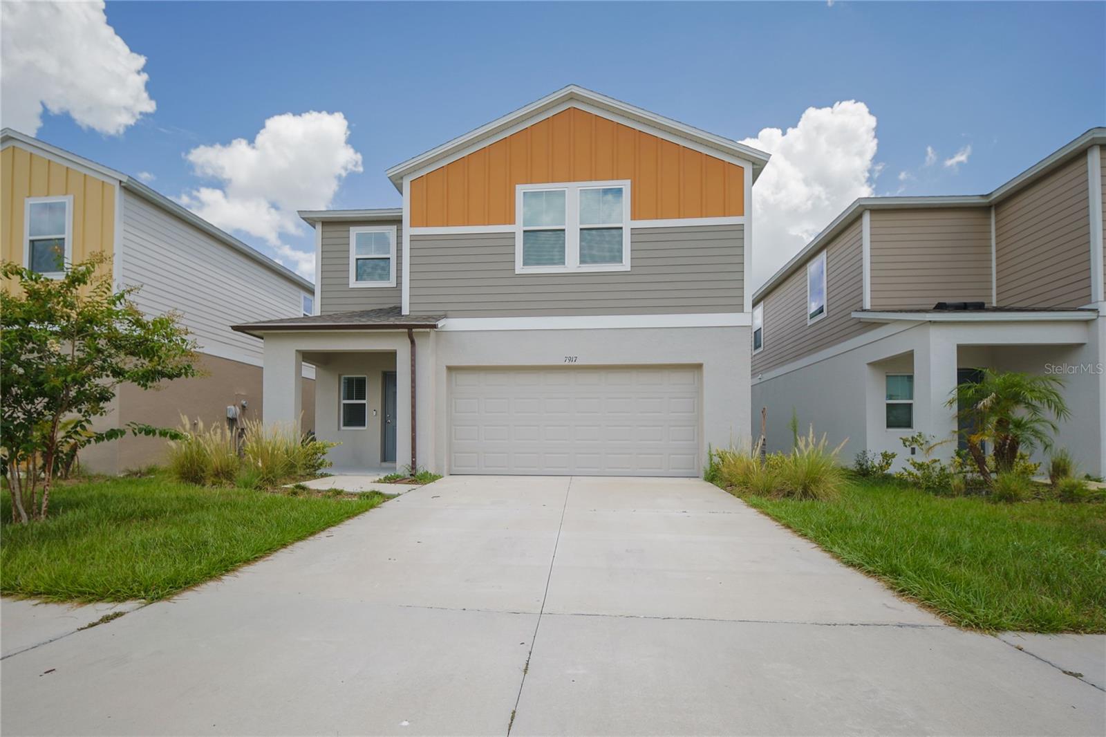 Single Family Residence in WESLEY CHAPEL, FL - Daniel Dourado