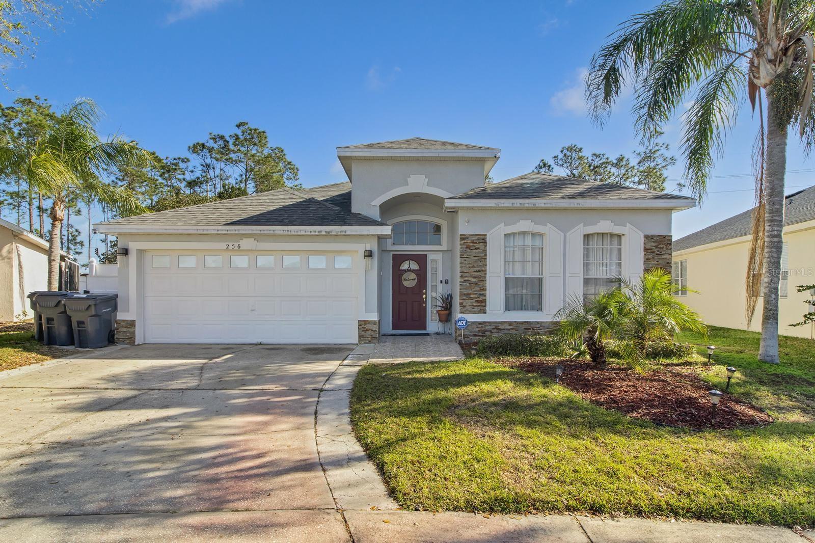Single Family Residence in DAVENPORT, FL - Daniel Dourado