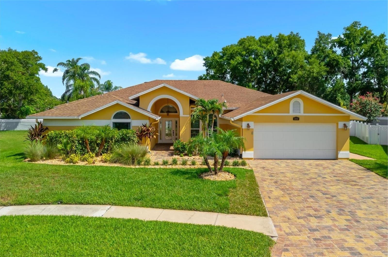 Single Family Residence em PALM HARBOR, FL - Daniel Dourado