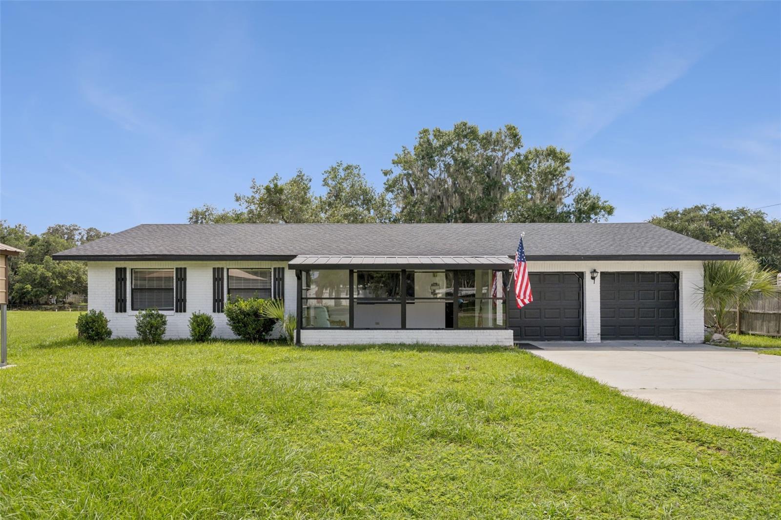 Single Family Residence em GENEVA, FL - Daniel Dourado