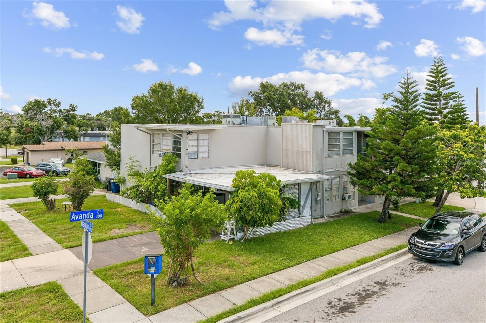 Single Family Residence em CLEARWATER, FL - Daniel Dourado