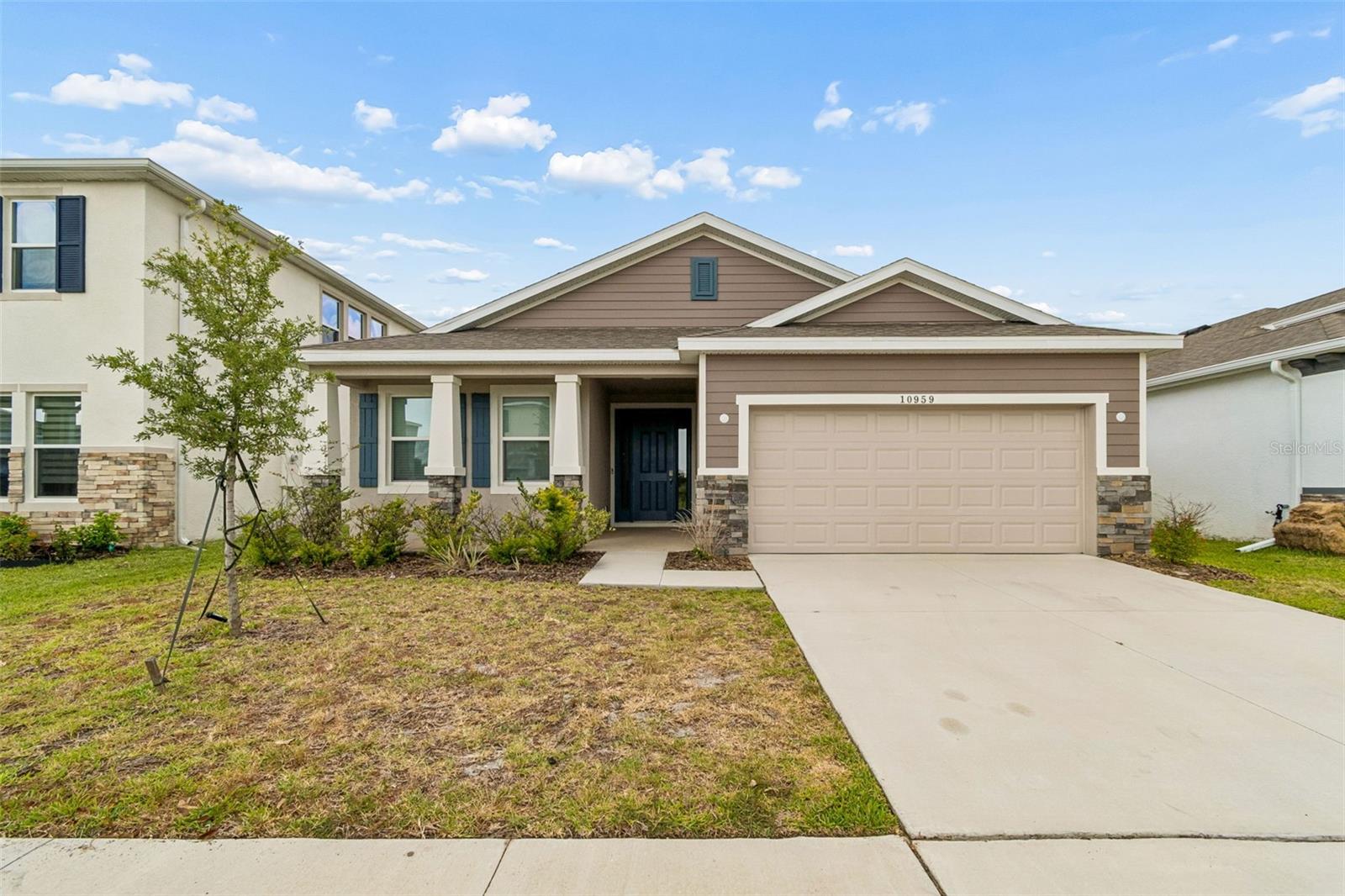 Single Family Residence in SAN ANTONIO, FL - Daniel Dourado