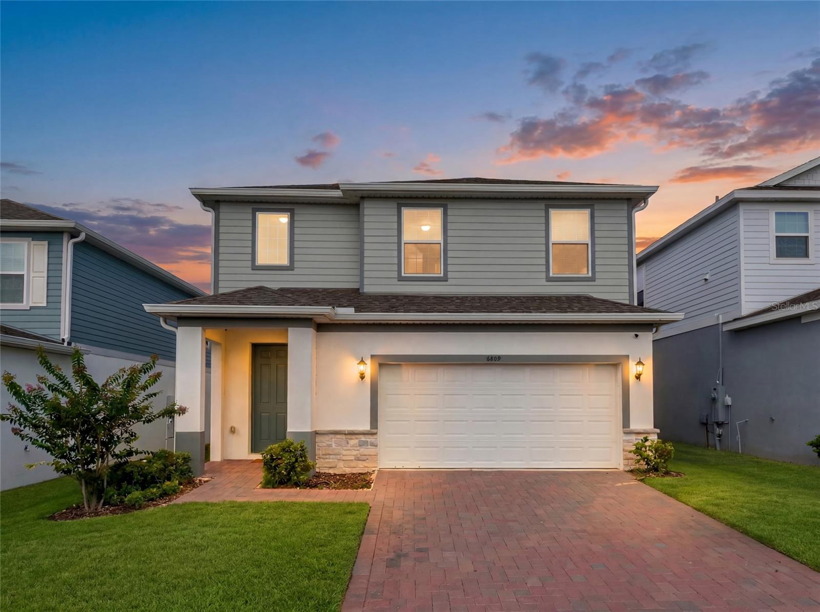 Single Family Residence em HOWEY IN THE HILLS, FL - Daniel Dourado