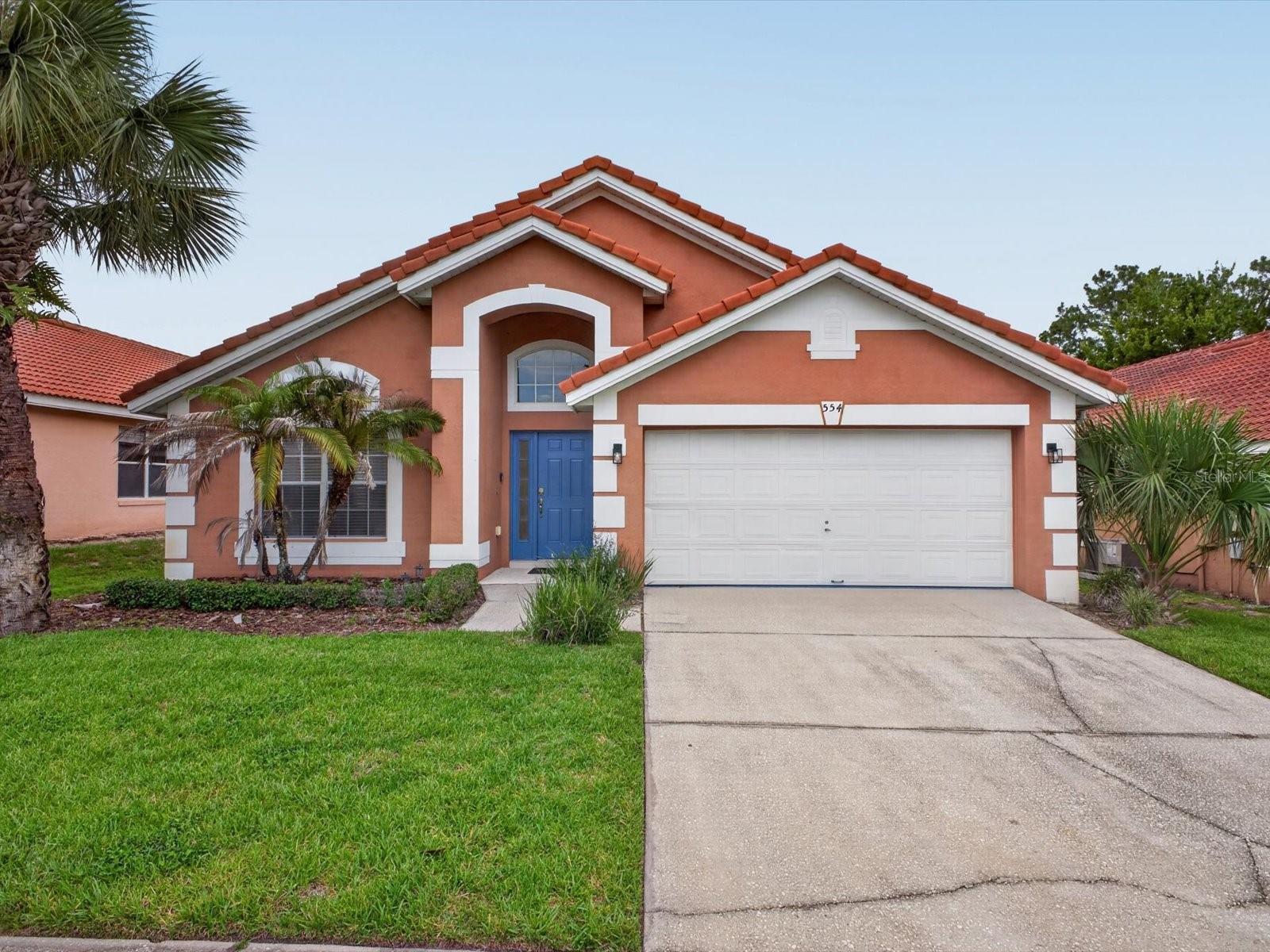 Single Family Residence in DAVENPORT, FL - Daniel Dourado