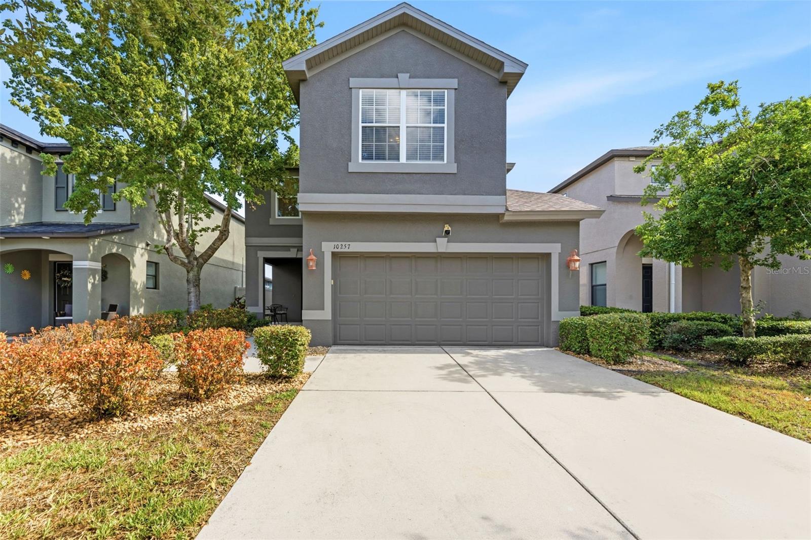 Single Family Residence in RUSKIN, FL - Daniel Dourado