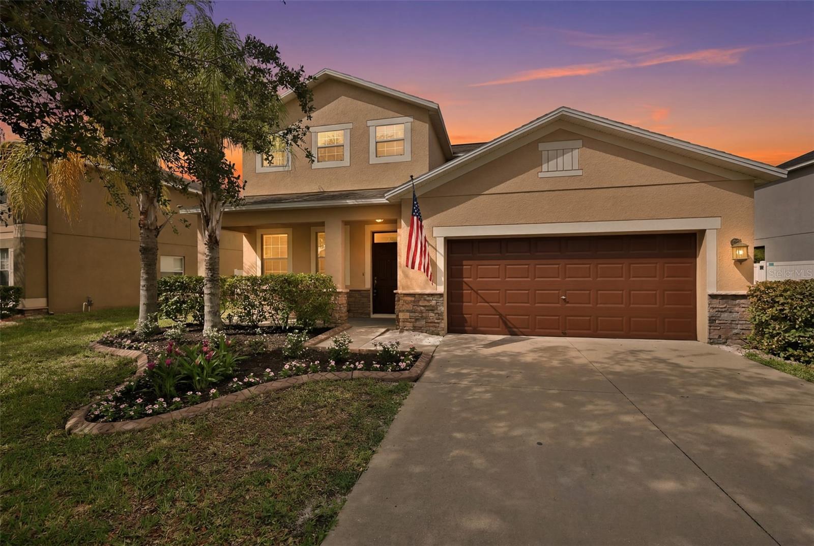 Single Family Residence in WIMAUMA, FL - Daniel Dourado