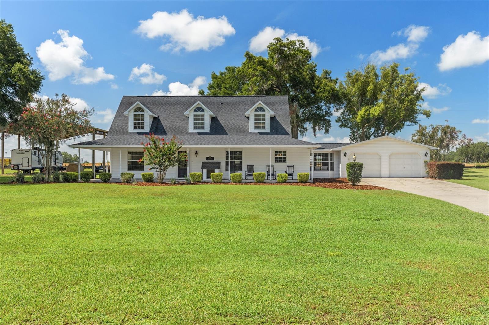 Single Family Residence in DADE CITY, FL - Daniel Dourado