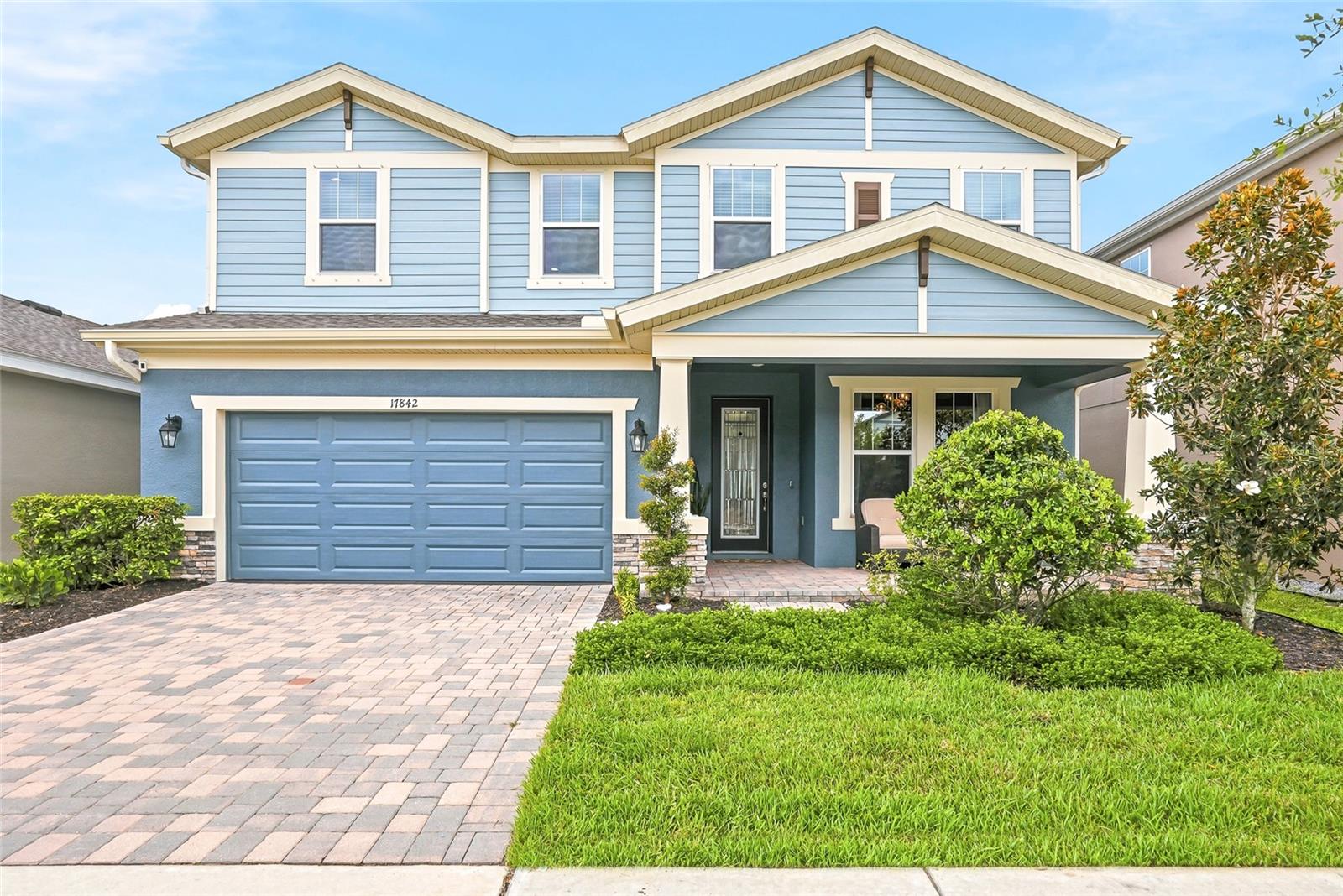 Single Family Residence in LAND O LAKES, FL - Daniel Dourado