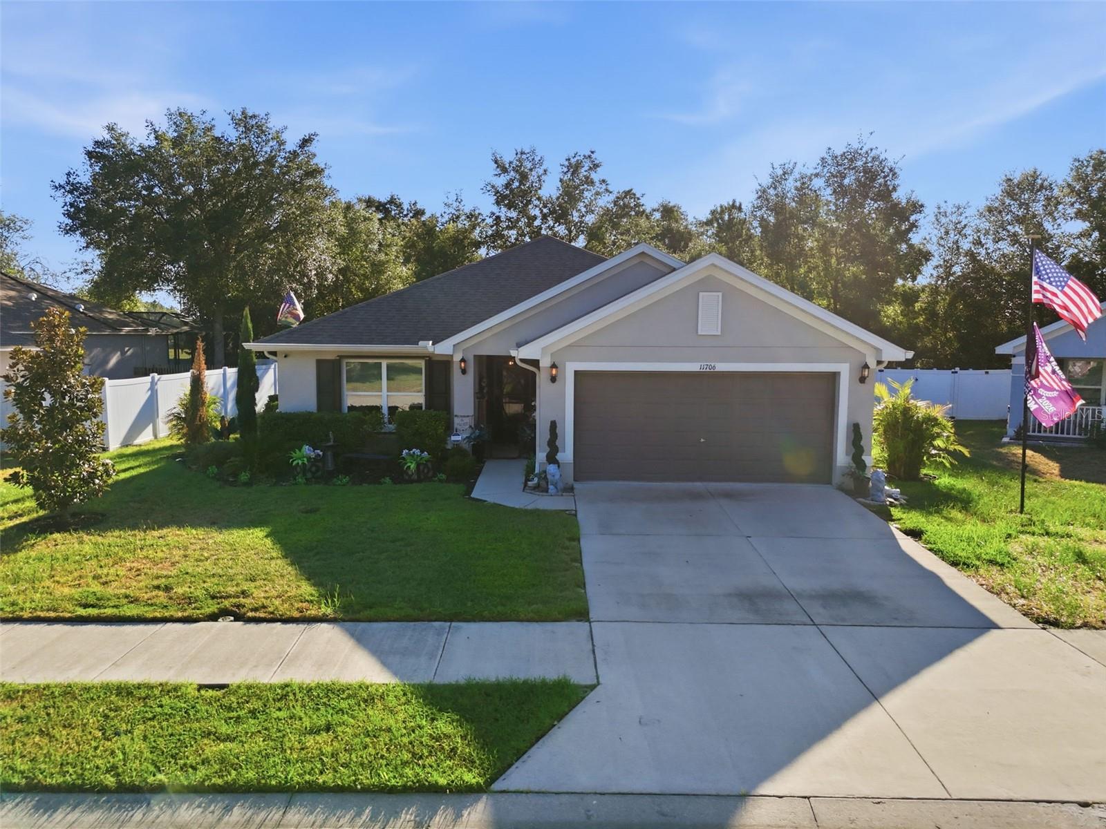 Single Family Residence in HUDSON, FL - Daniel Dourado