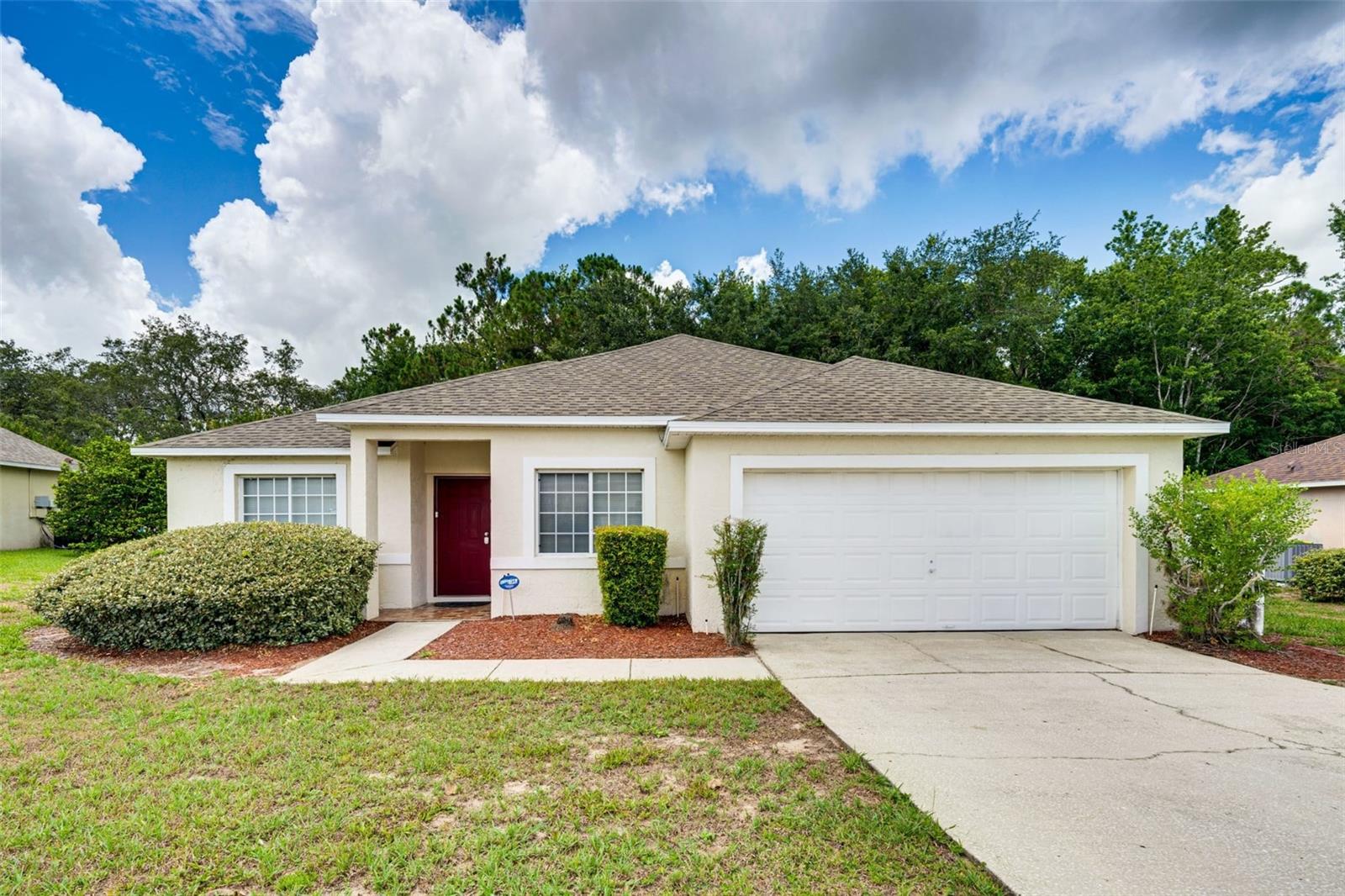 Single Family Residence in DAVENPORT, FL - Daniel Dourado