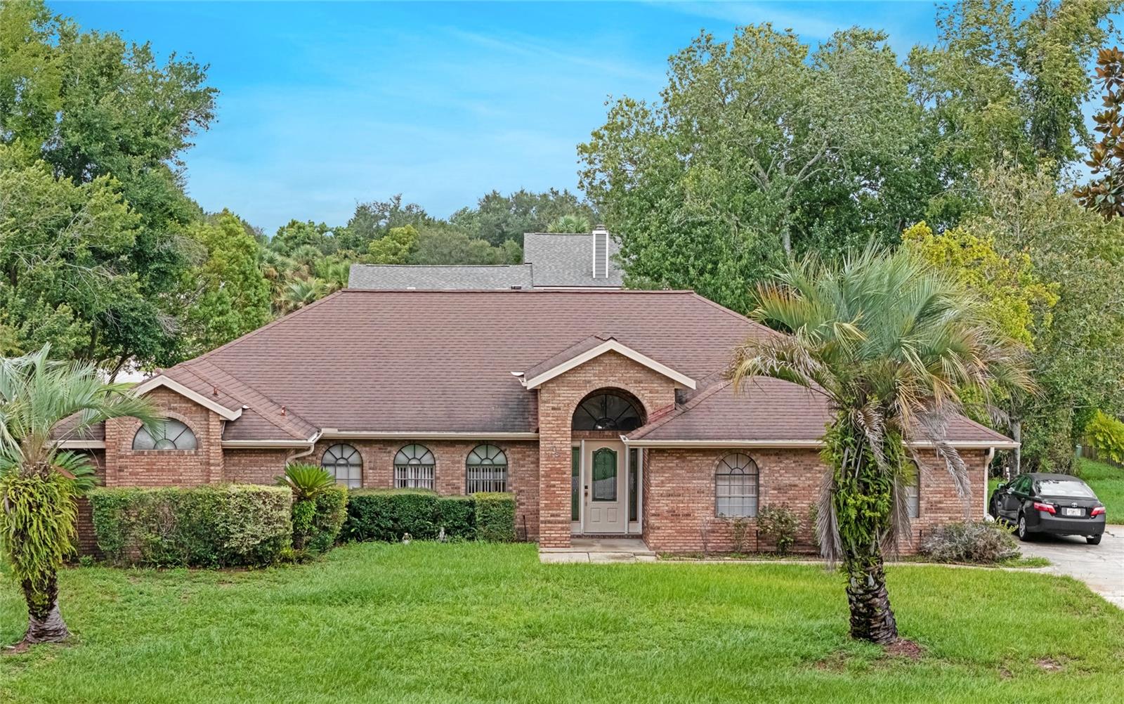 Single Family Residence in DEBARY, FL - Daniel Dourado