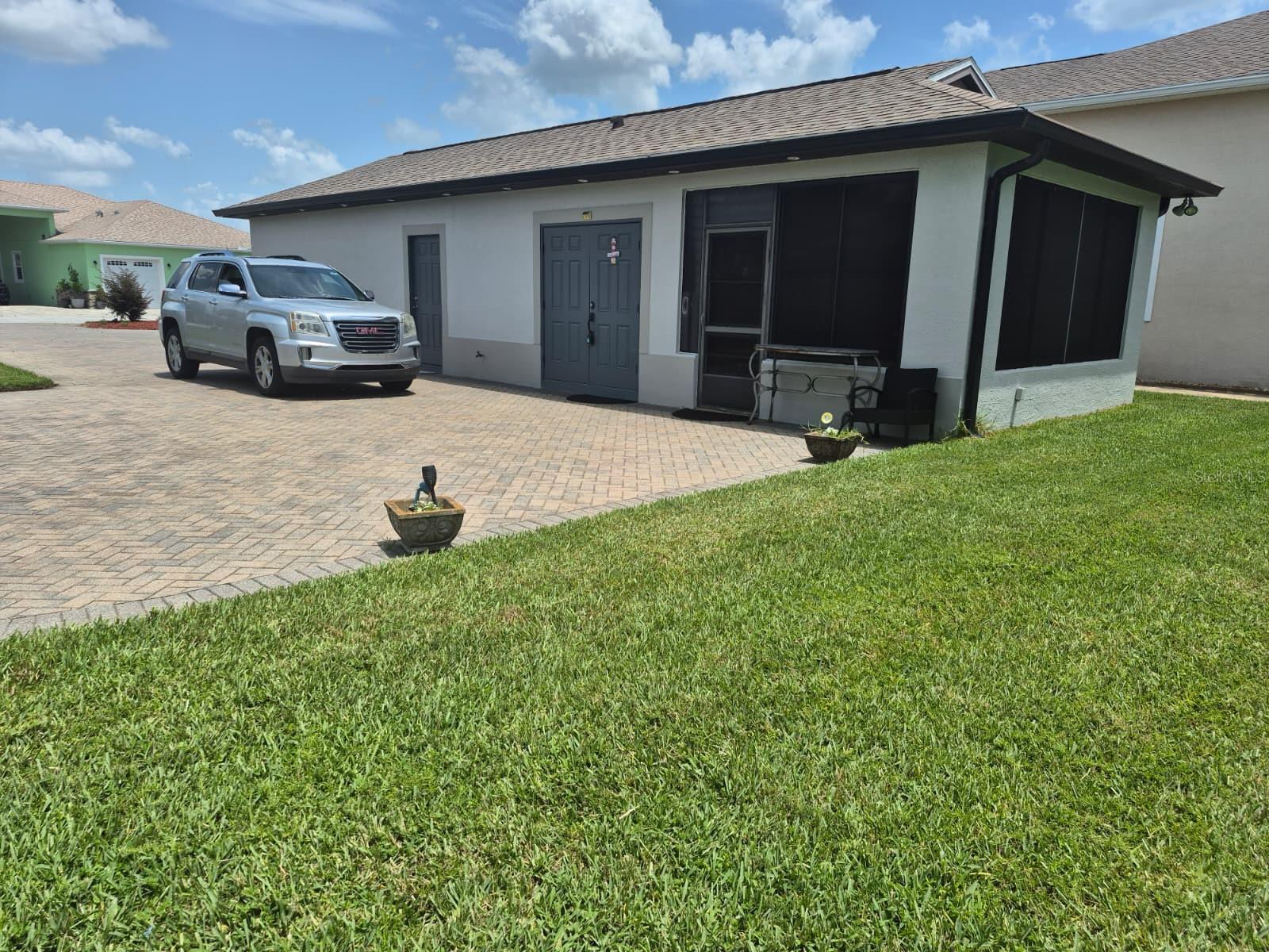 Single Family Residence in POLK CITY, FL - Daniel Dourado