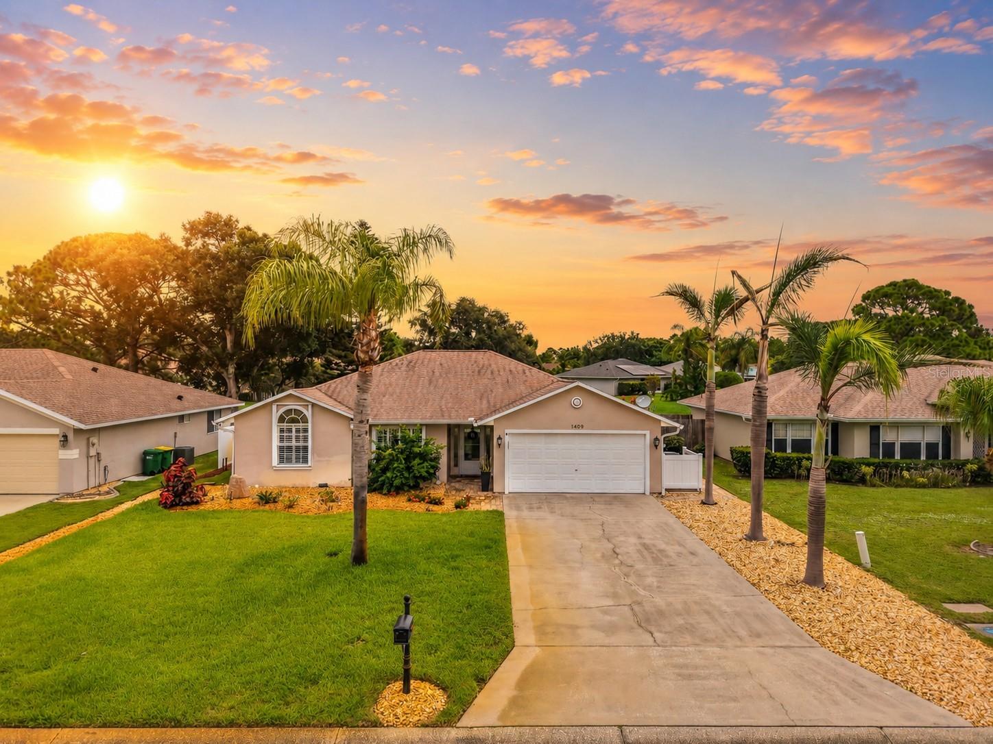 Single Family Residence in MELBOURNE, FL - Daniel Dourado